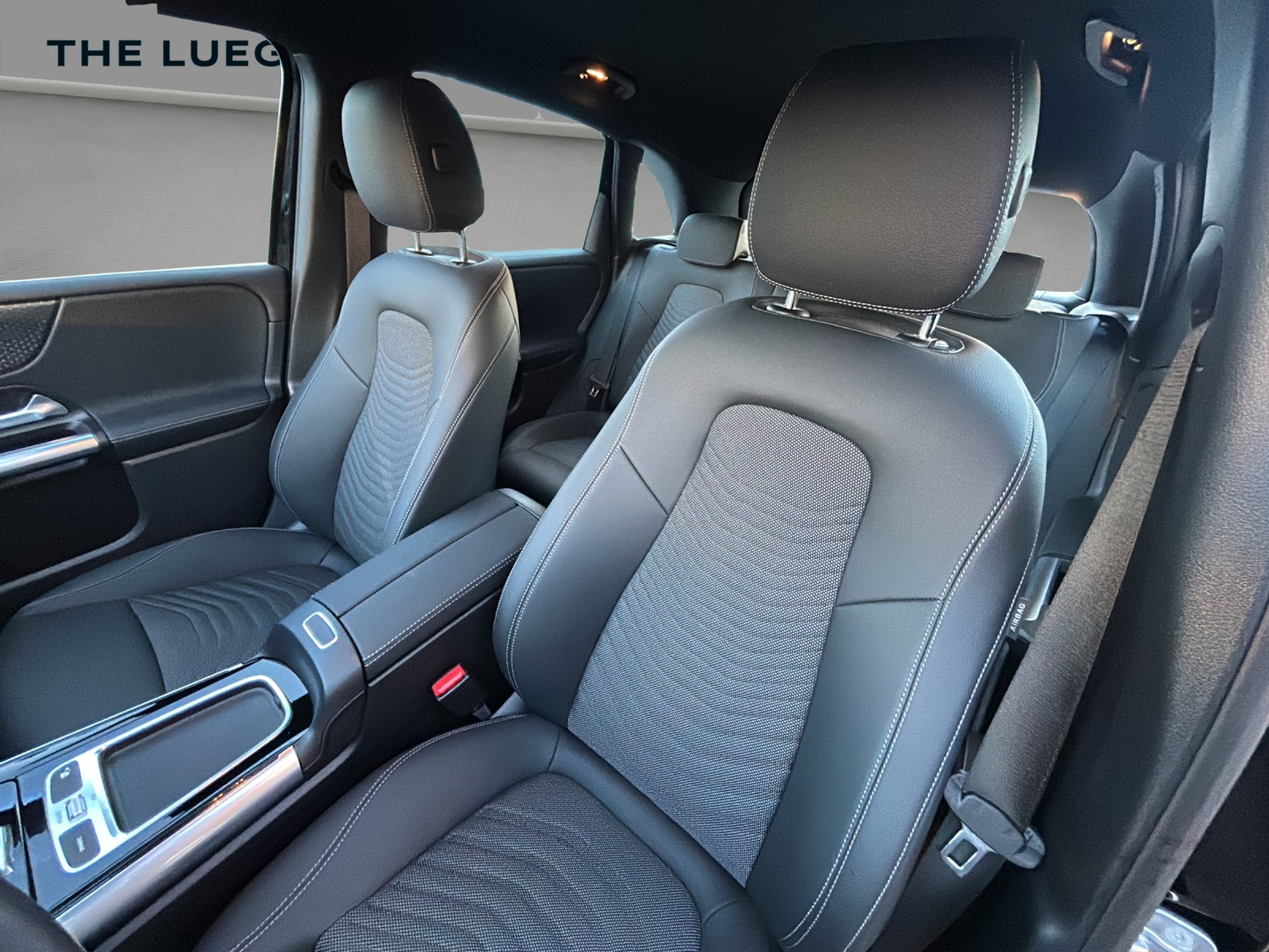 listing desktop thumbnail image 9