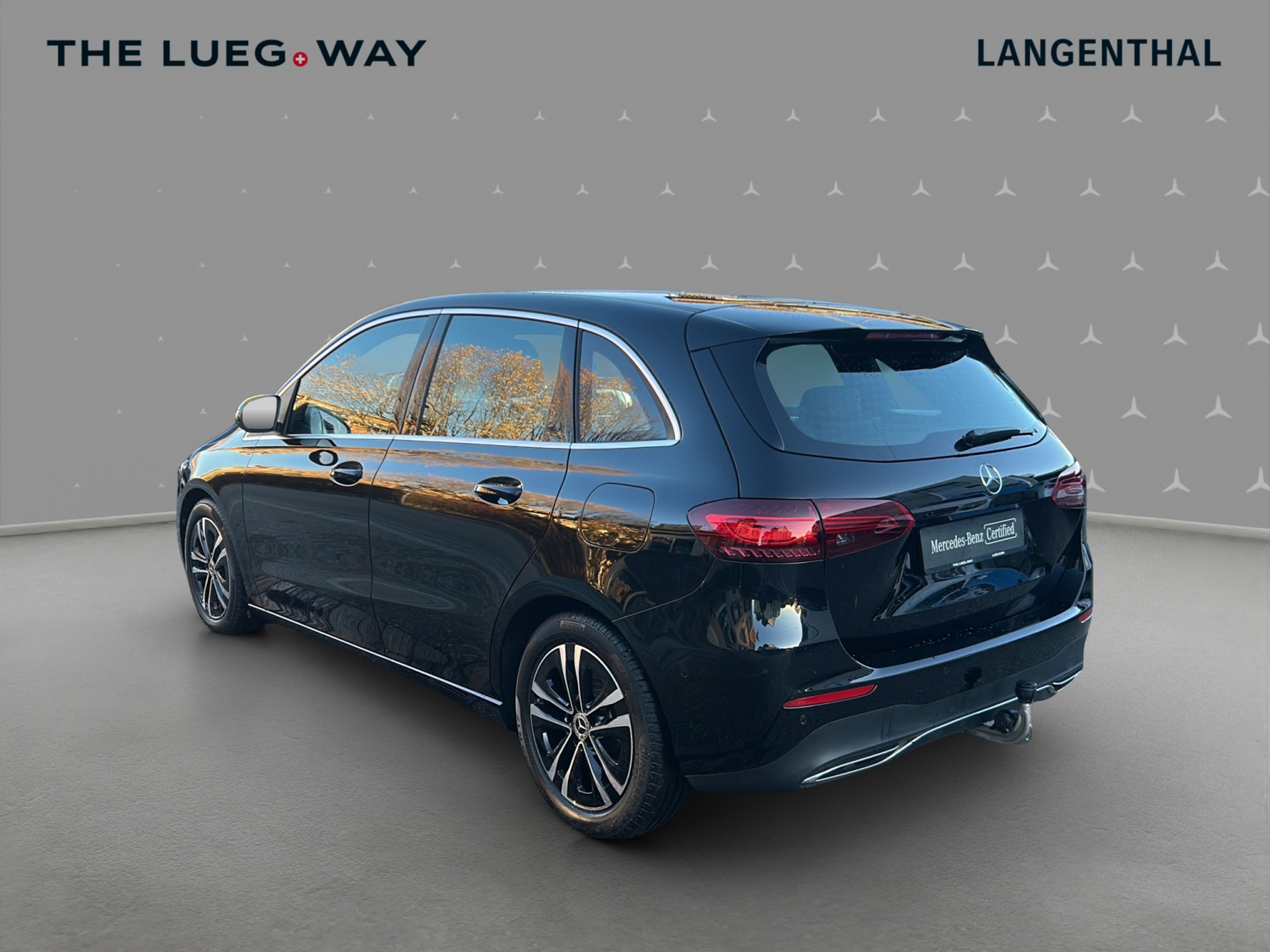 listing desktop thumbnail image 4