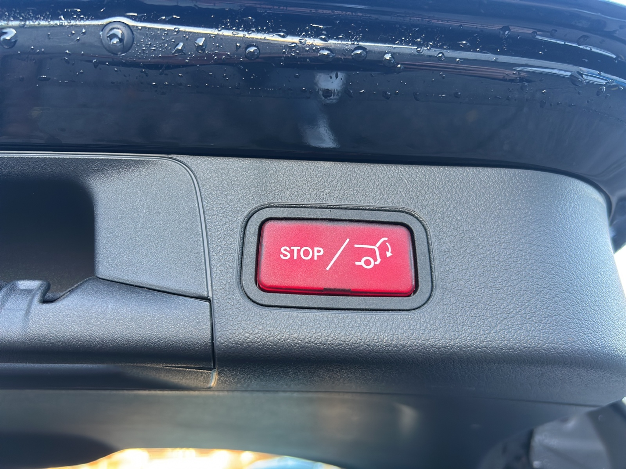 listing desktop thumbnail image 16