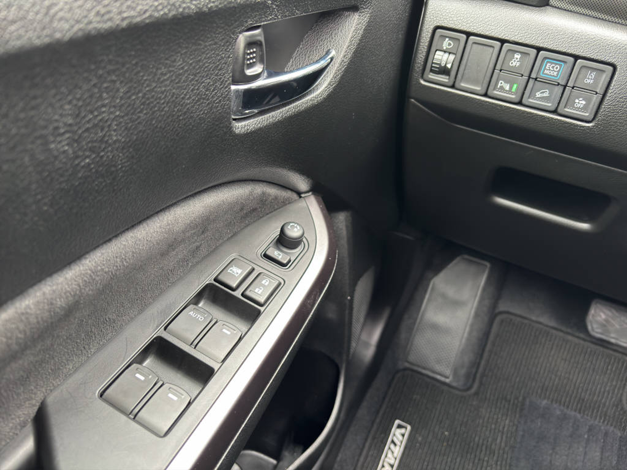 listing desktop thumbnail image 13