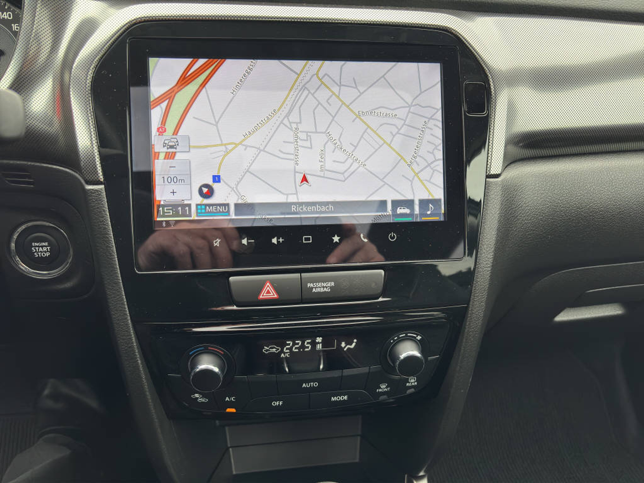 listing desktop thumbnail image 9