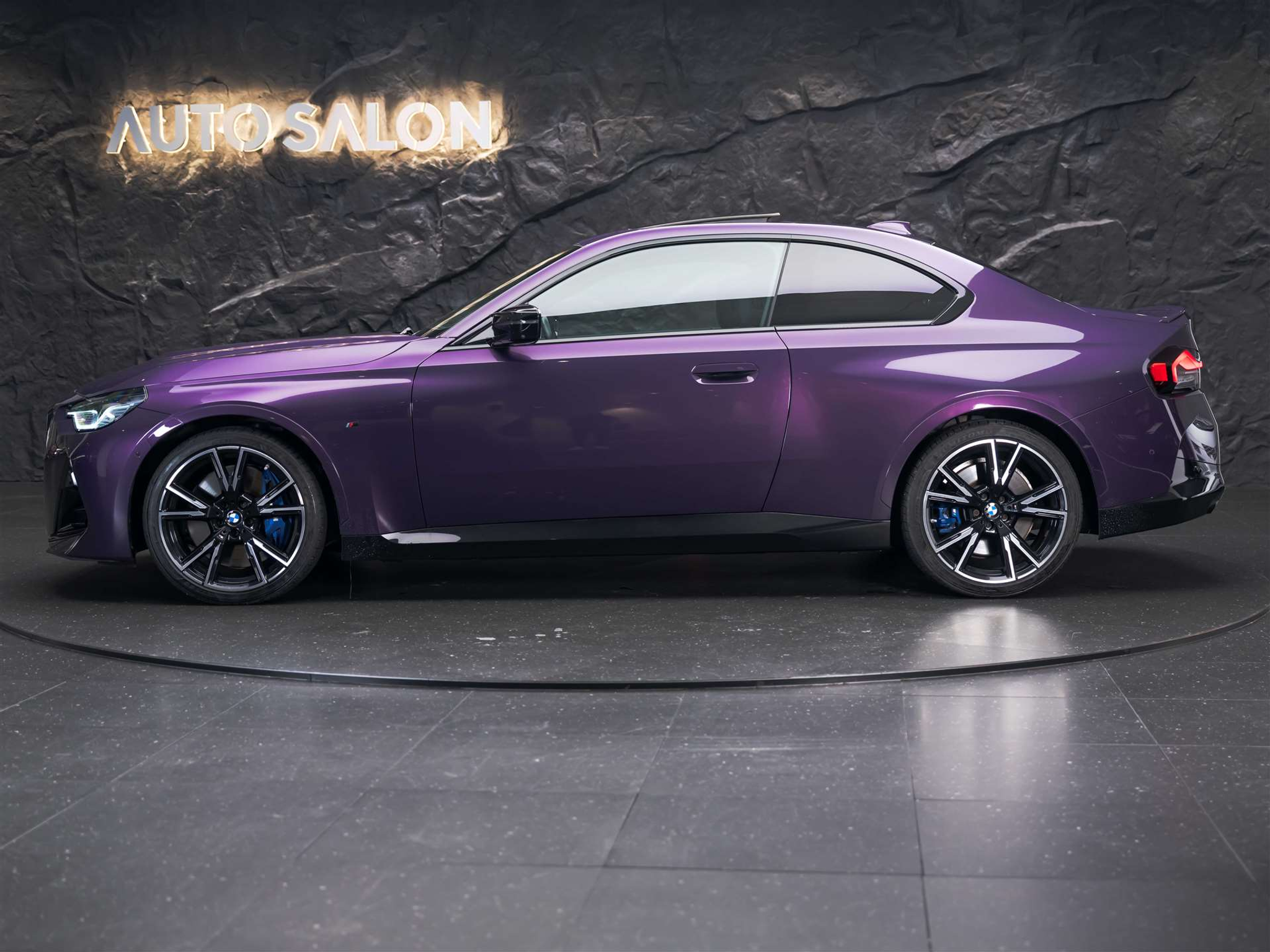 listing desktop thumbnail image 2