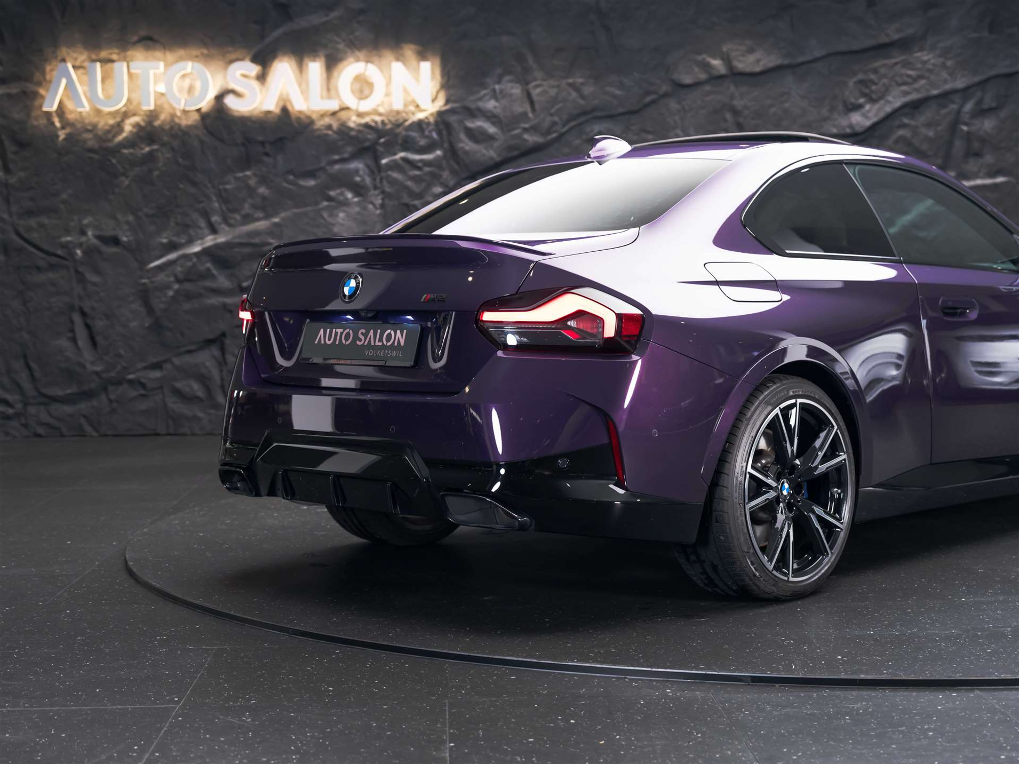 listing desktop thumbnail image 19