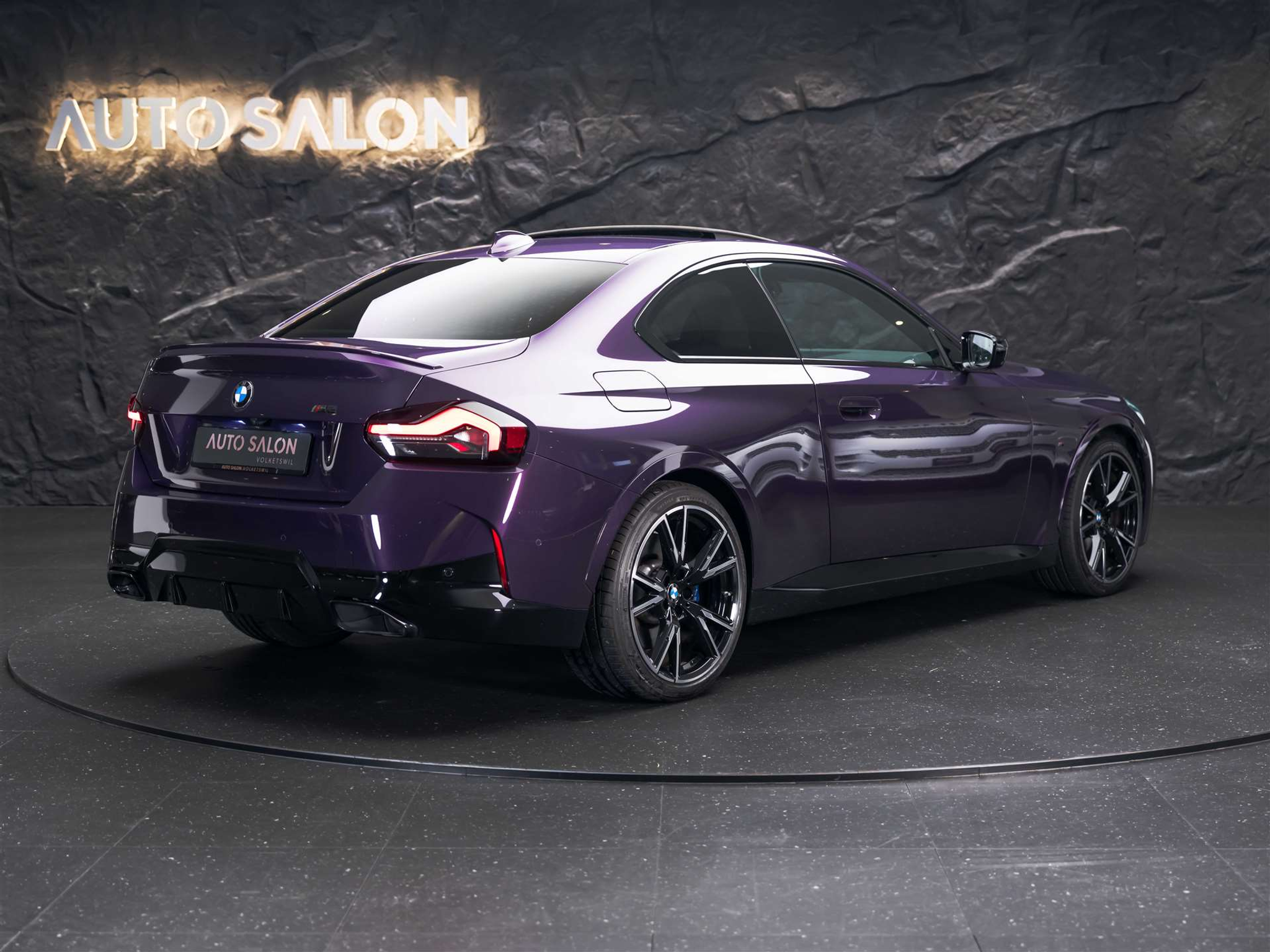 listing desktop thumbnail image 5