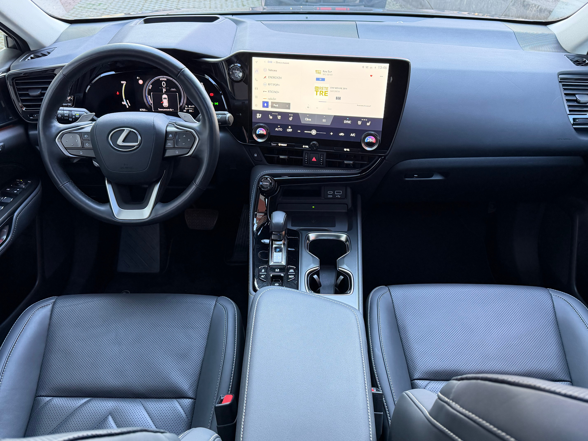 listing desktop thumbnail image 9