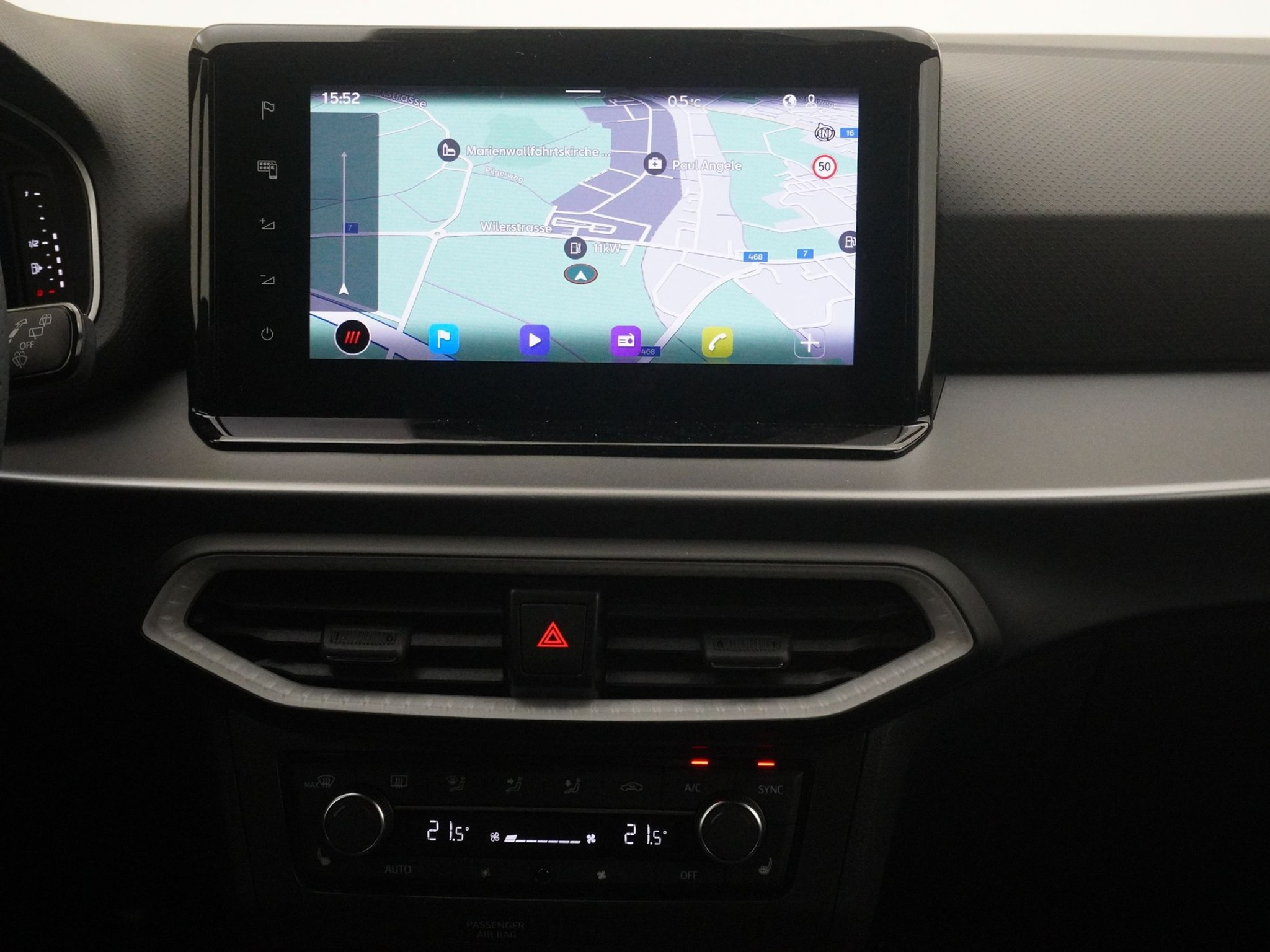 listing desktop thumbnail image 15