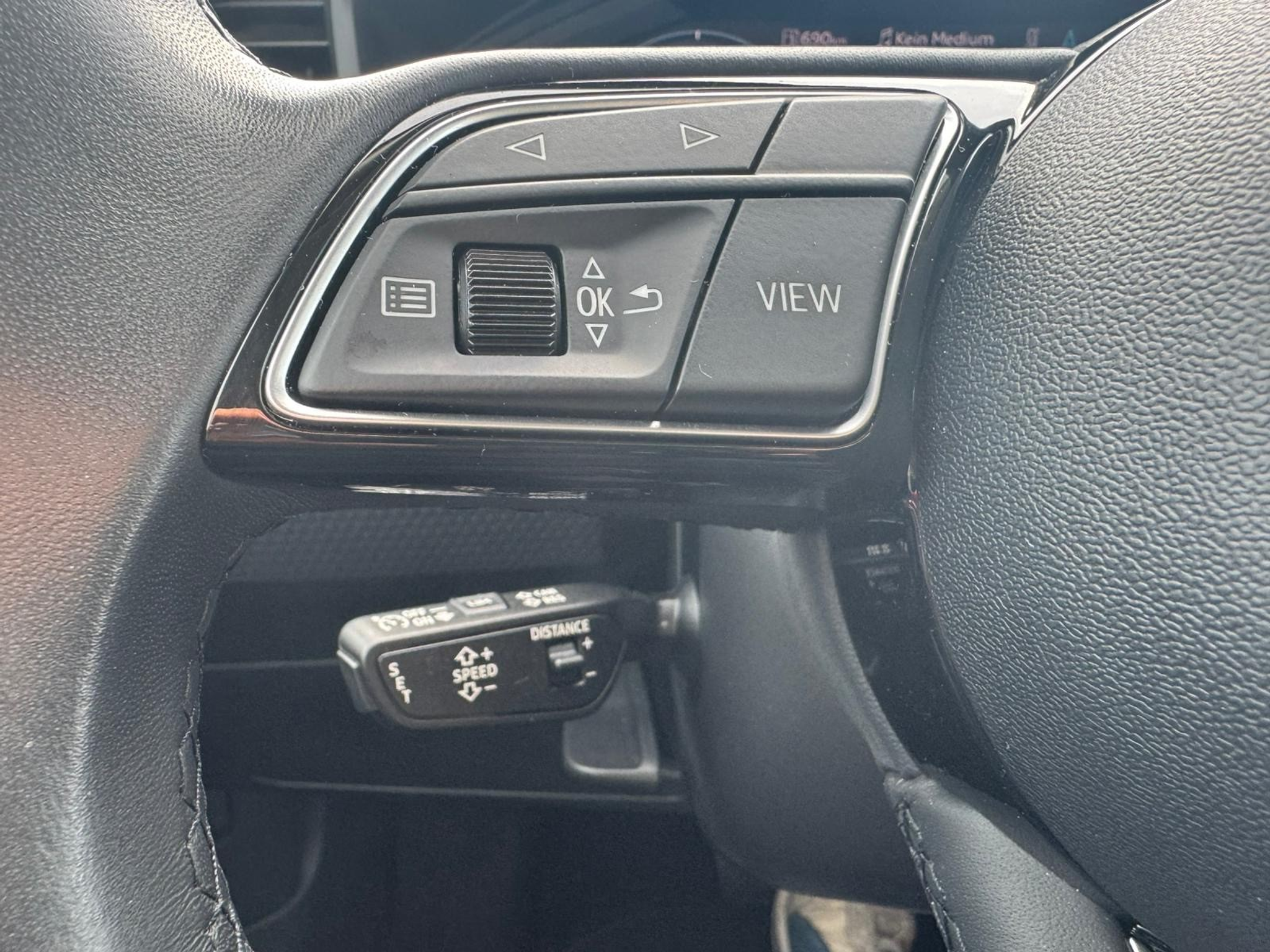 listing desktop thumbnail image 19