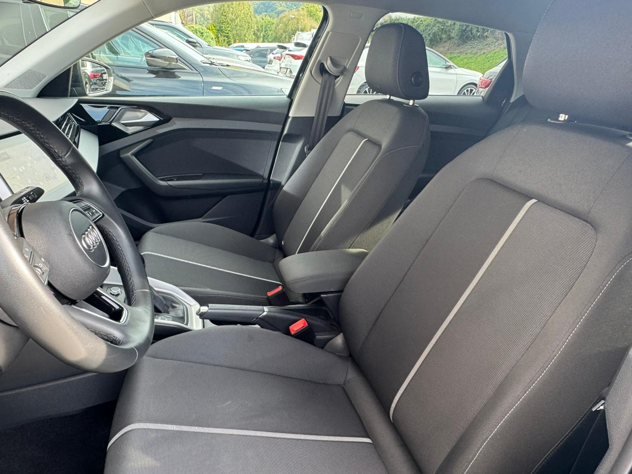 listing desktop thumbnail image 14