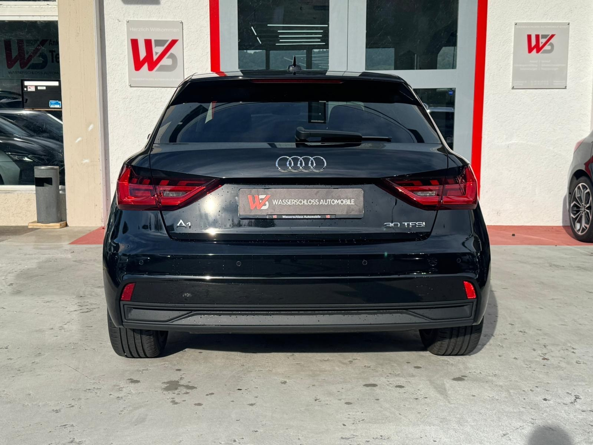 listing desktop thumbnail image 7