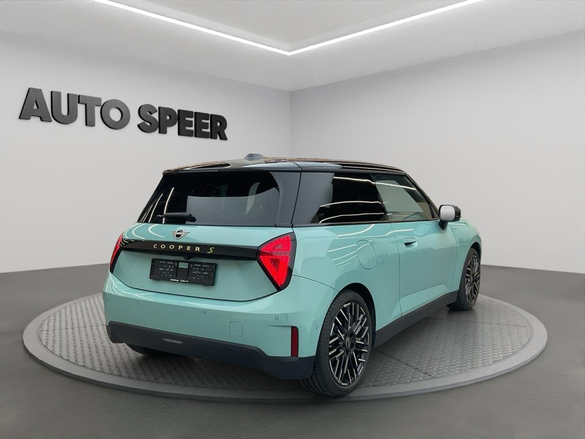 listing desktop thumbnail image 2