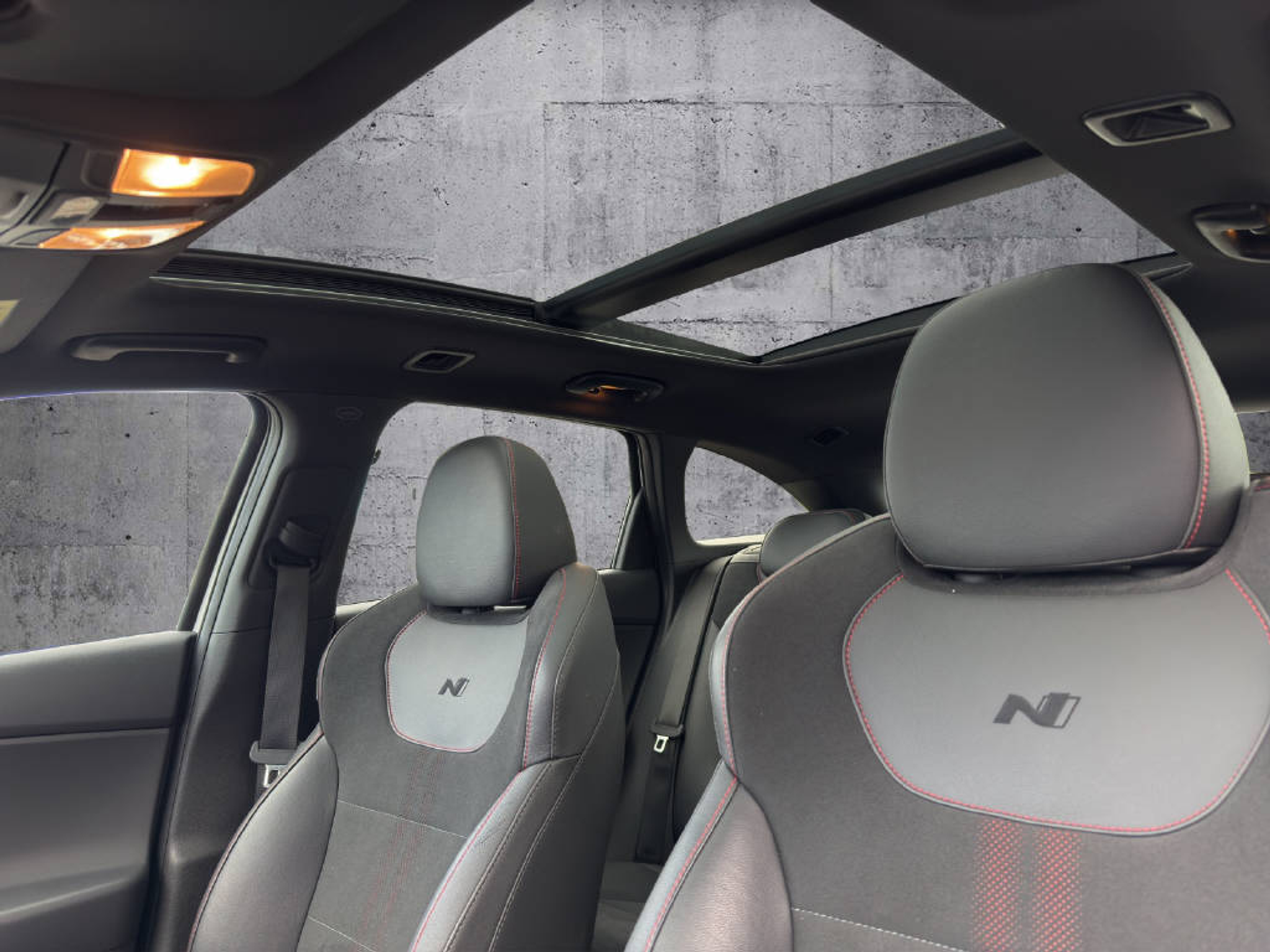 listing desktop thumbnail image 15