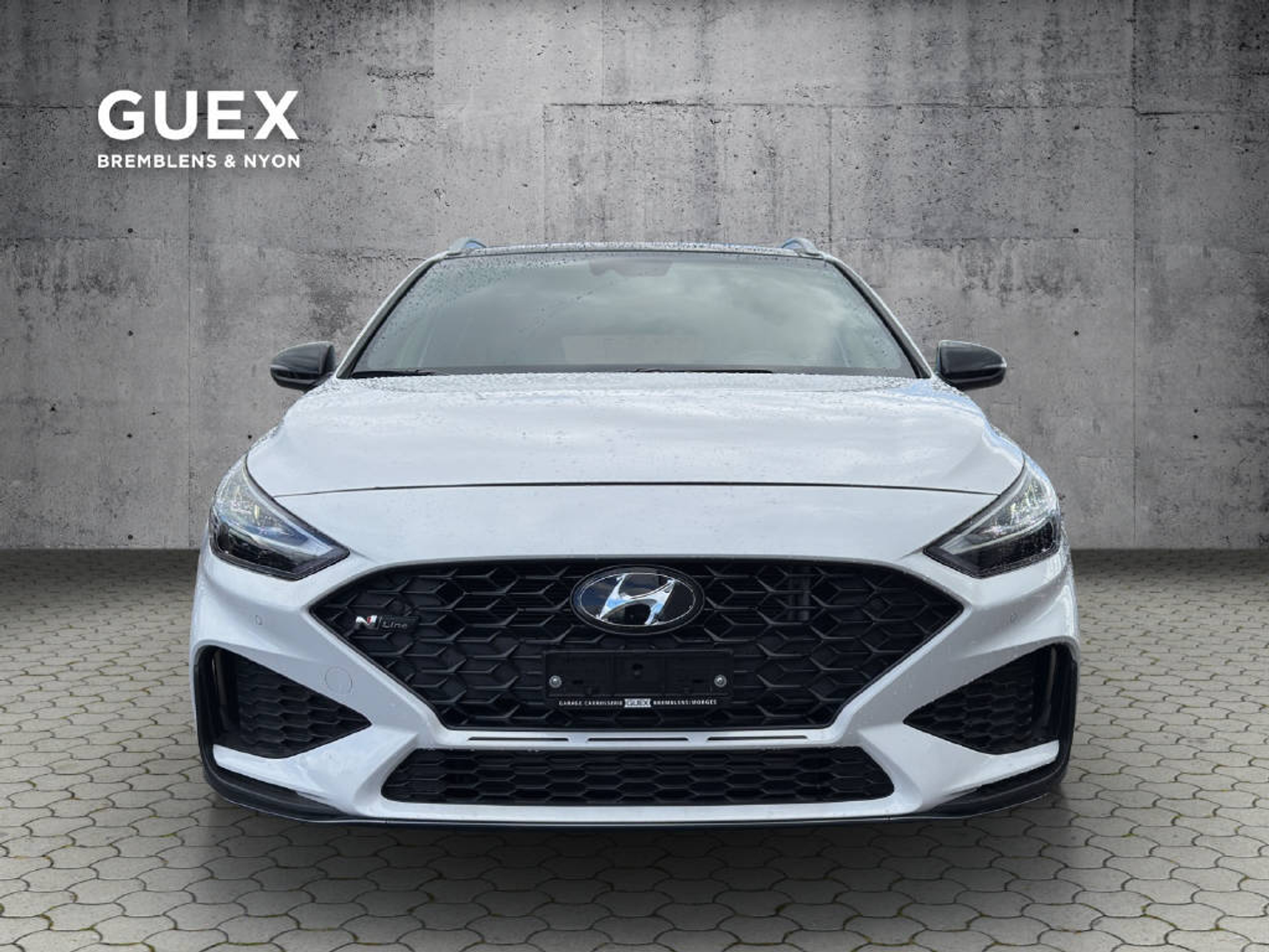 listing desktop thumbnail image 1