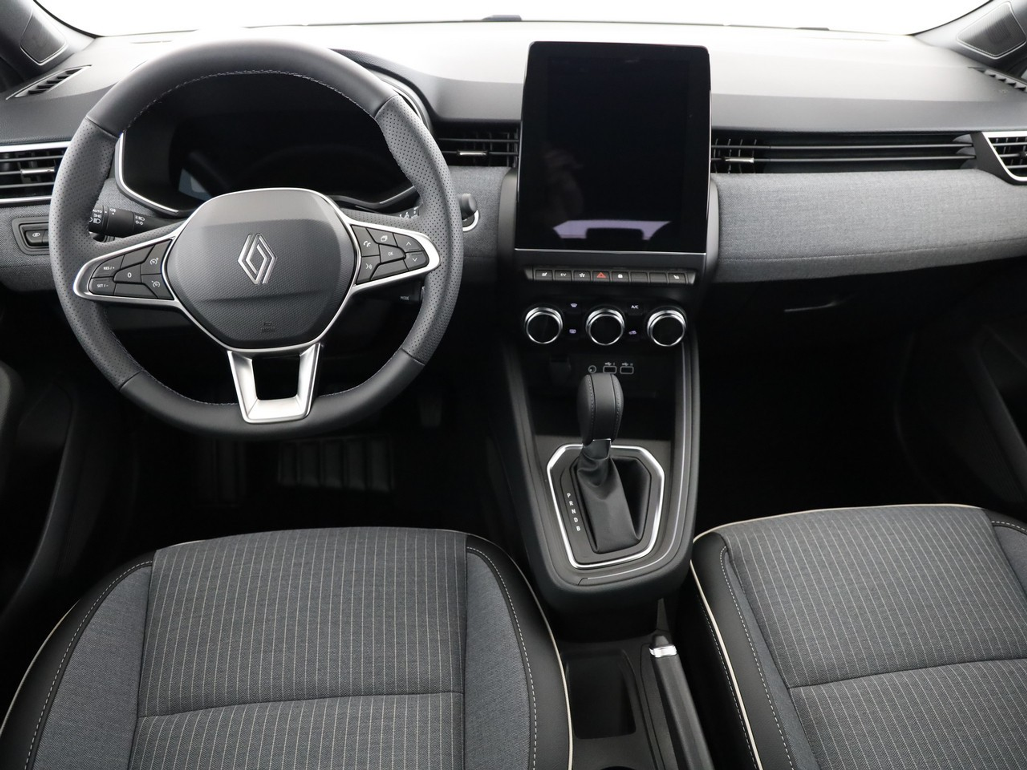 listing desktop thumbnail image 4