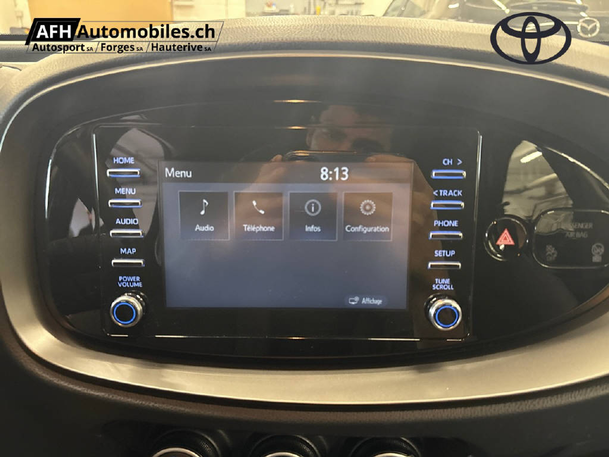 listing desktop thumbnail image 17