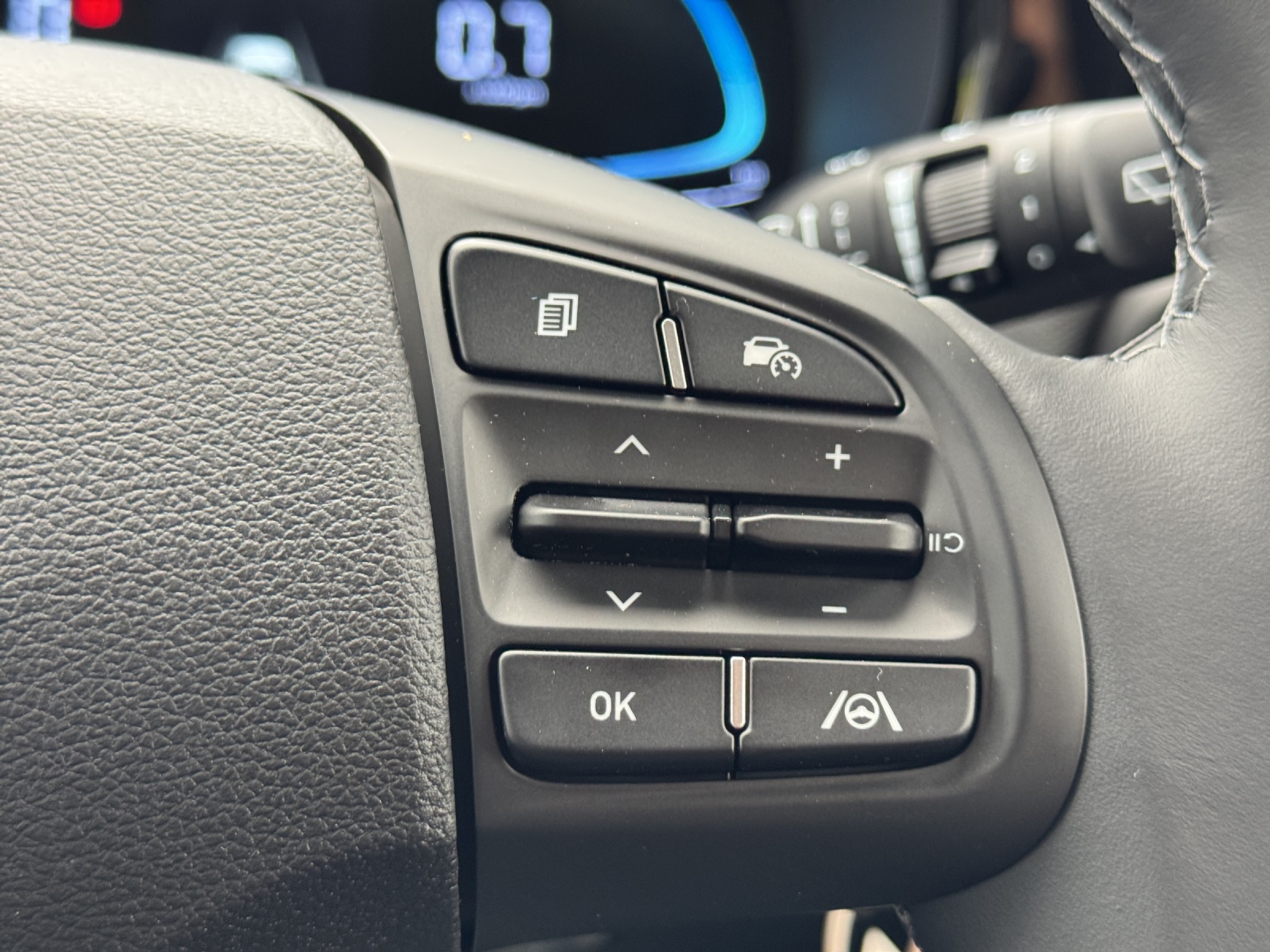 listing desktop thumbnail image 7