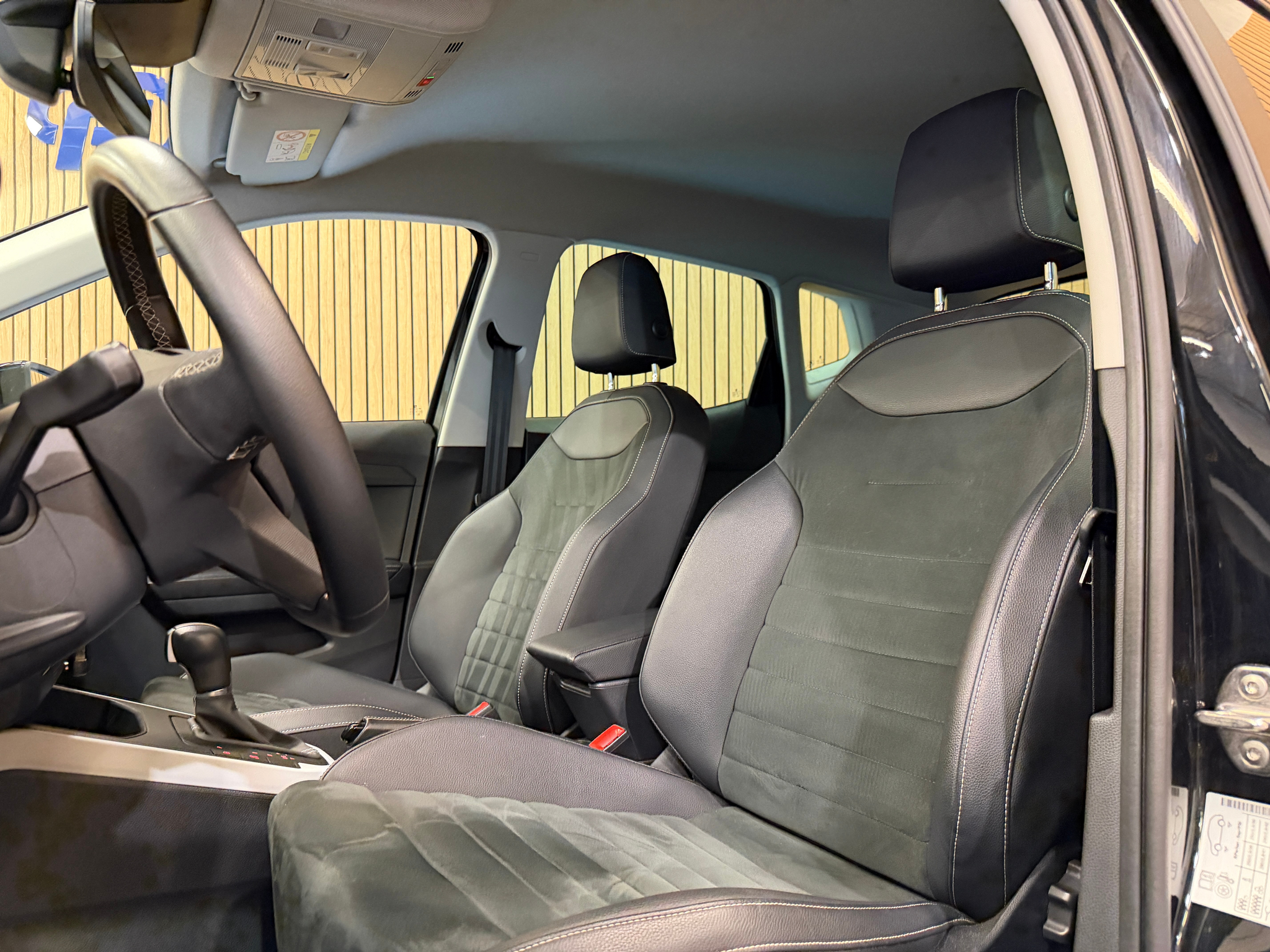 listing desktop thumbnail image 15