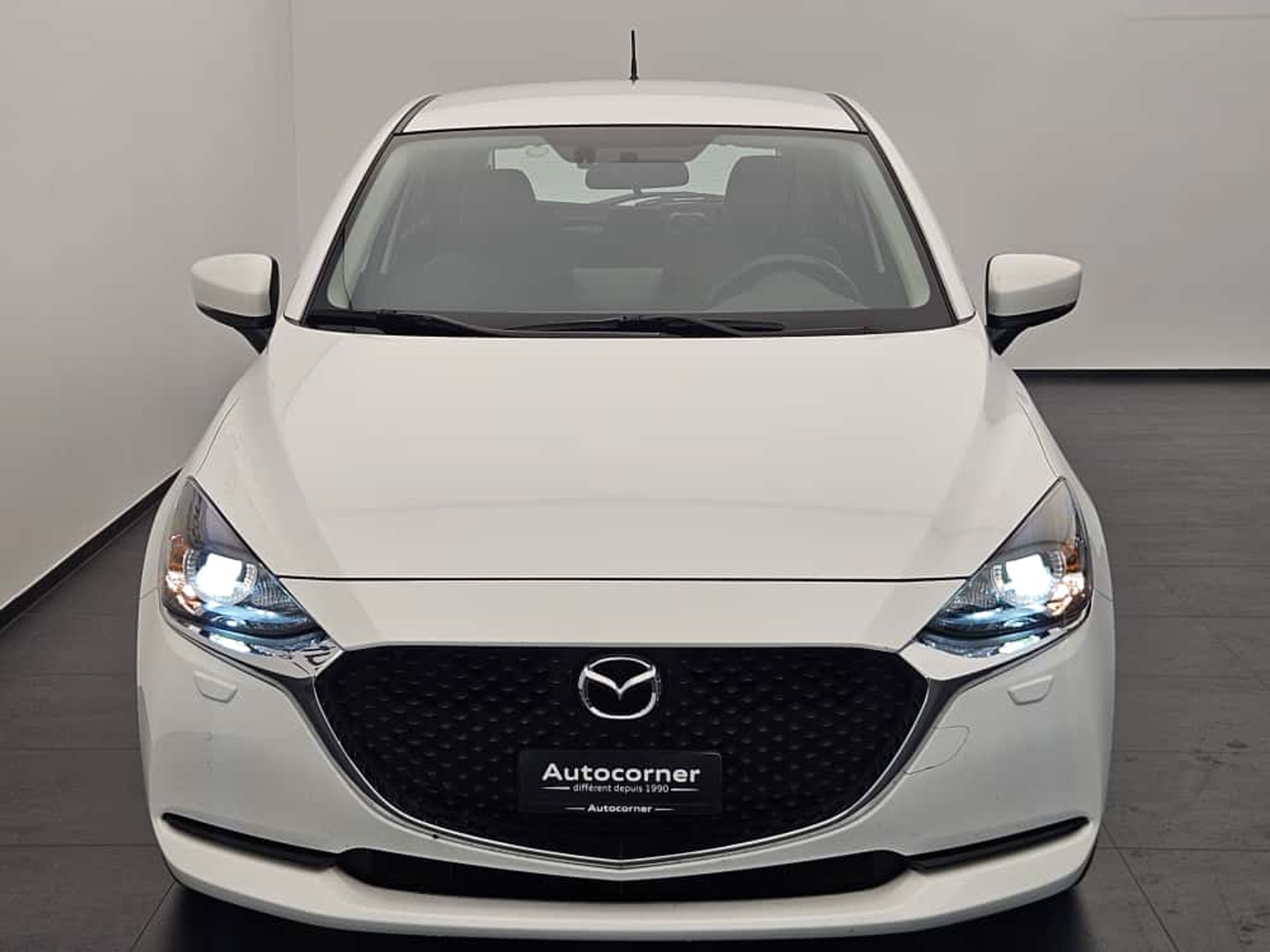 listing desktop thumbnail image 3