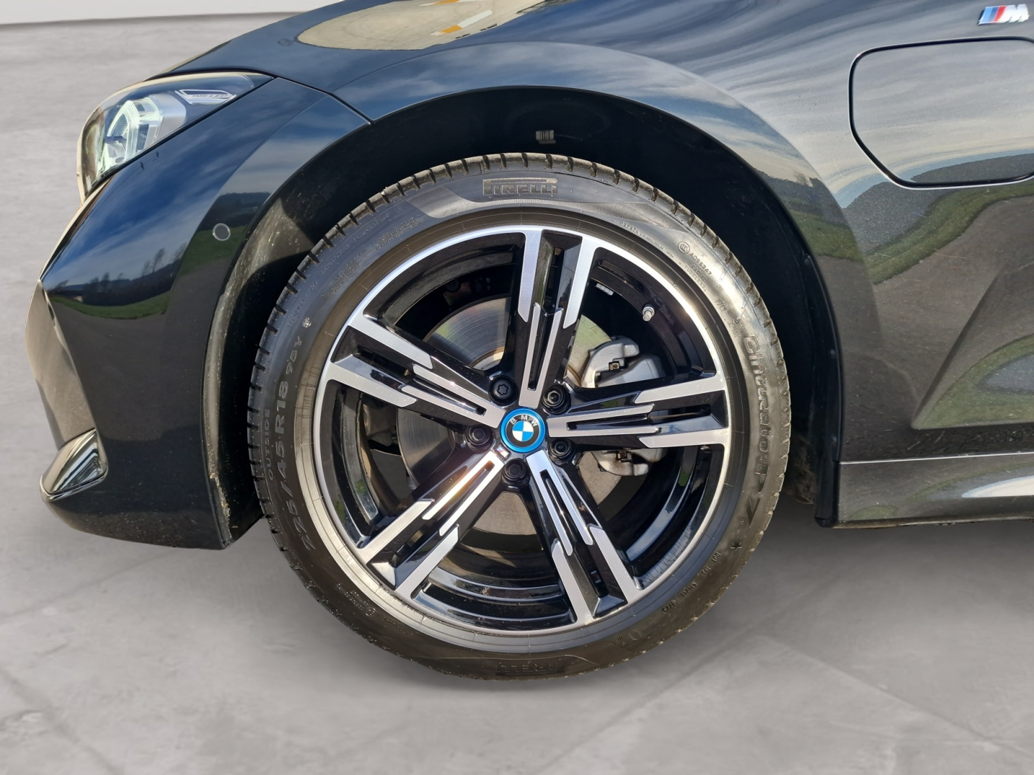 listing desktop thumbnail image 8