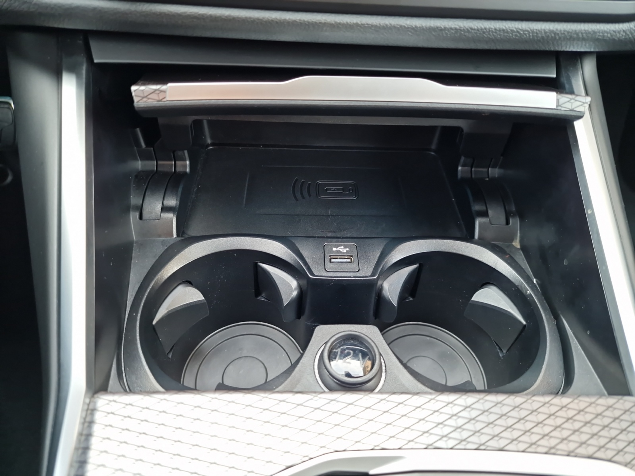 listing desktop thumbnail image 21