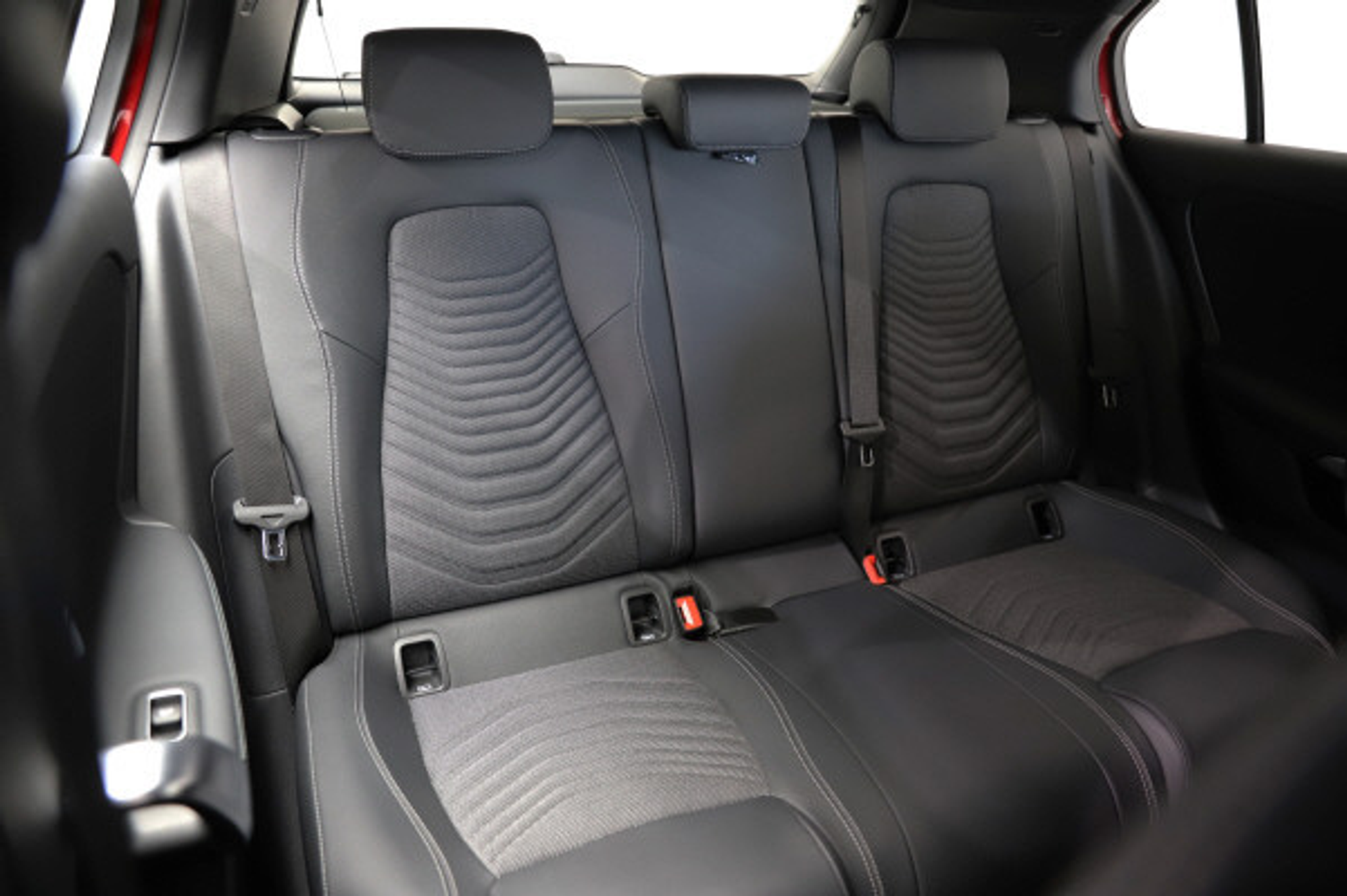 listing desktop thumbnail image 10