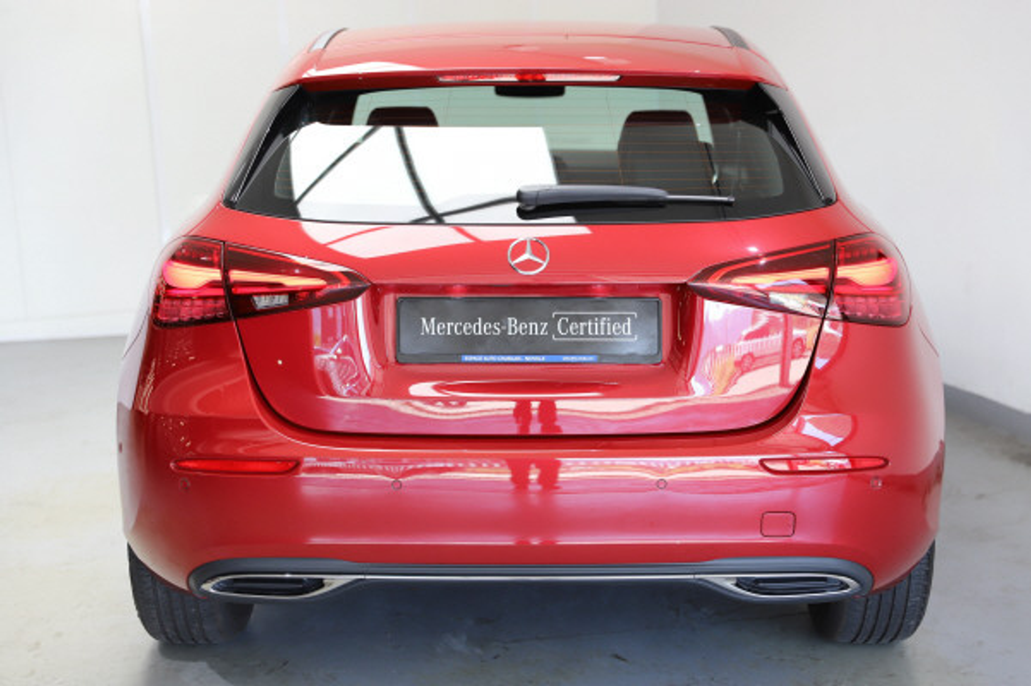 listing desktop thumbnail image 5