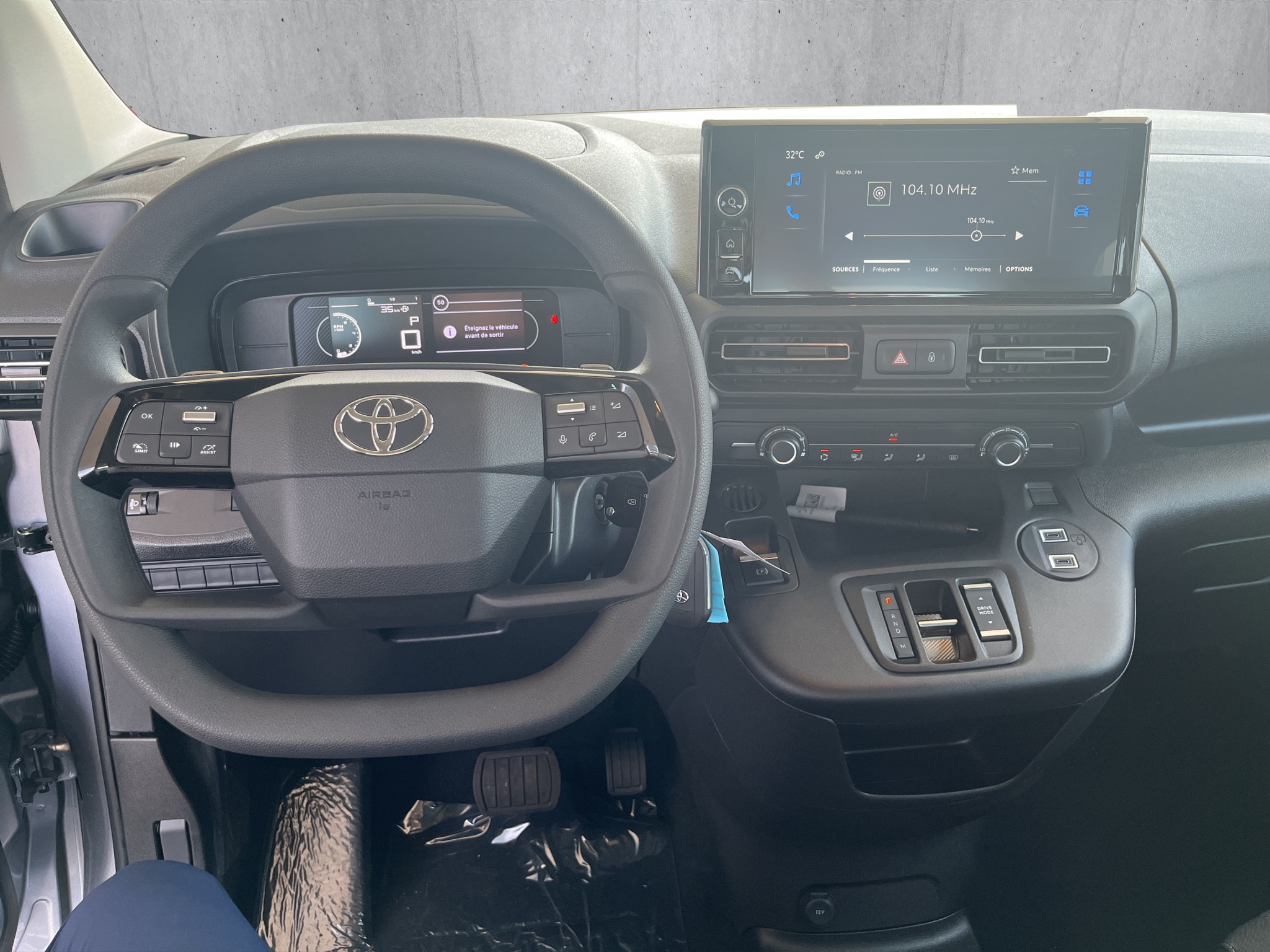 listing desktop thumbnail image 9