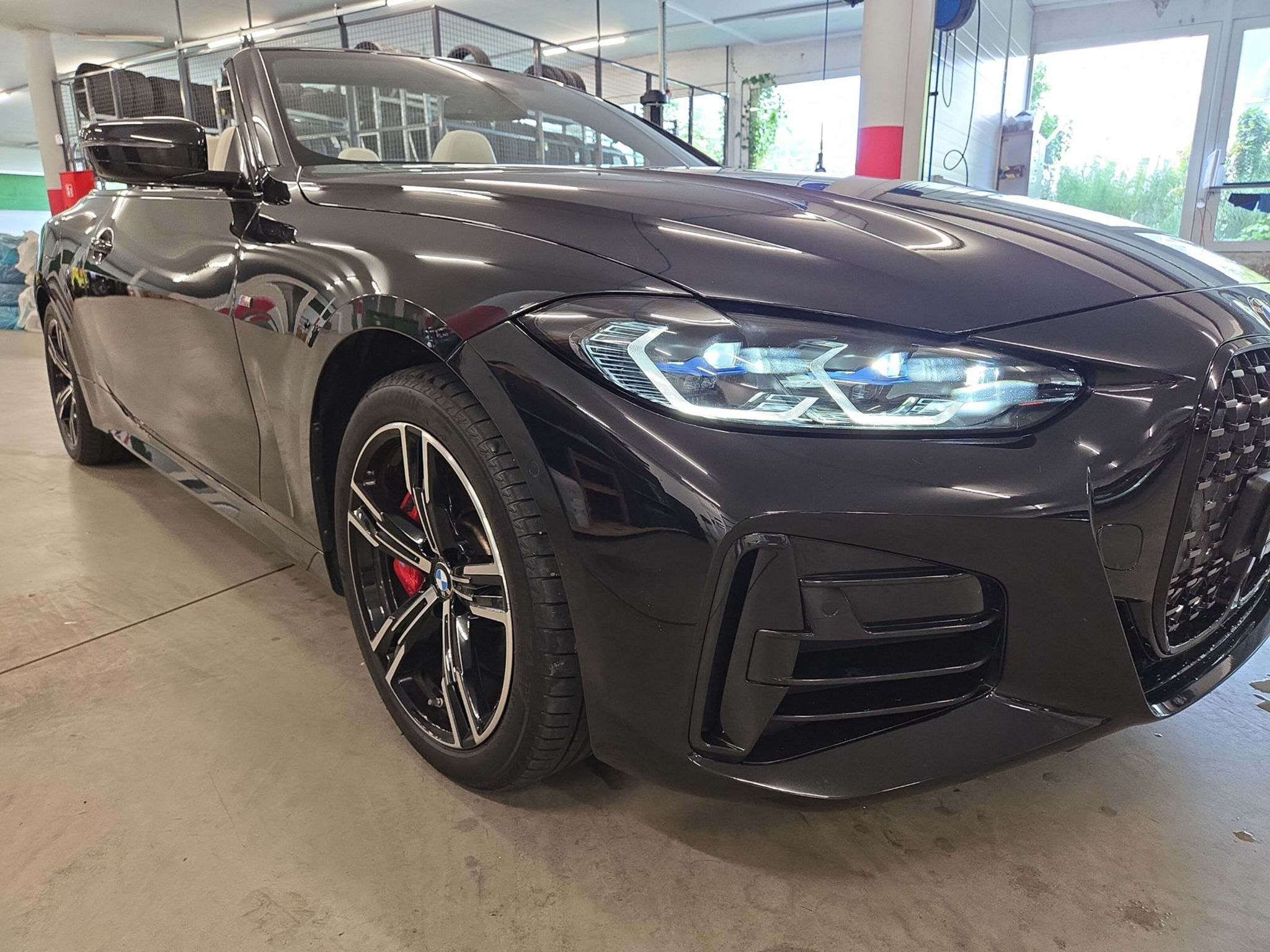 listing desktop thumbnail image 17