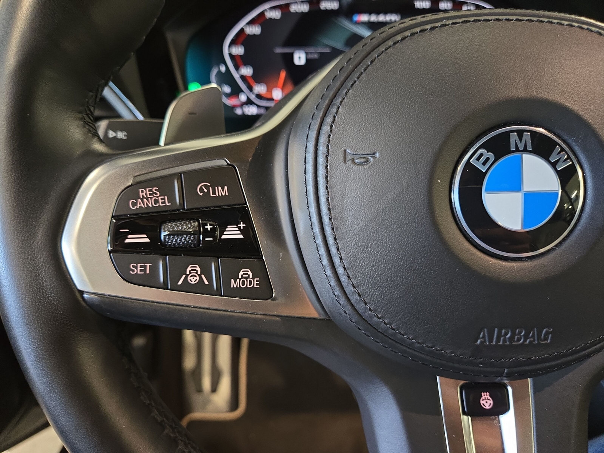 listing desktop thumbnail image 11