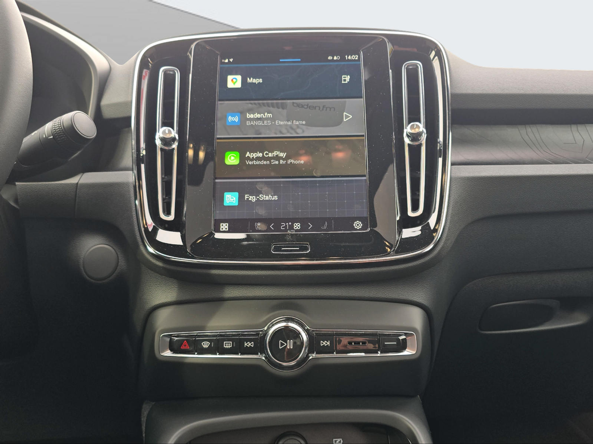 listing desktop thumbnail image 10