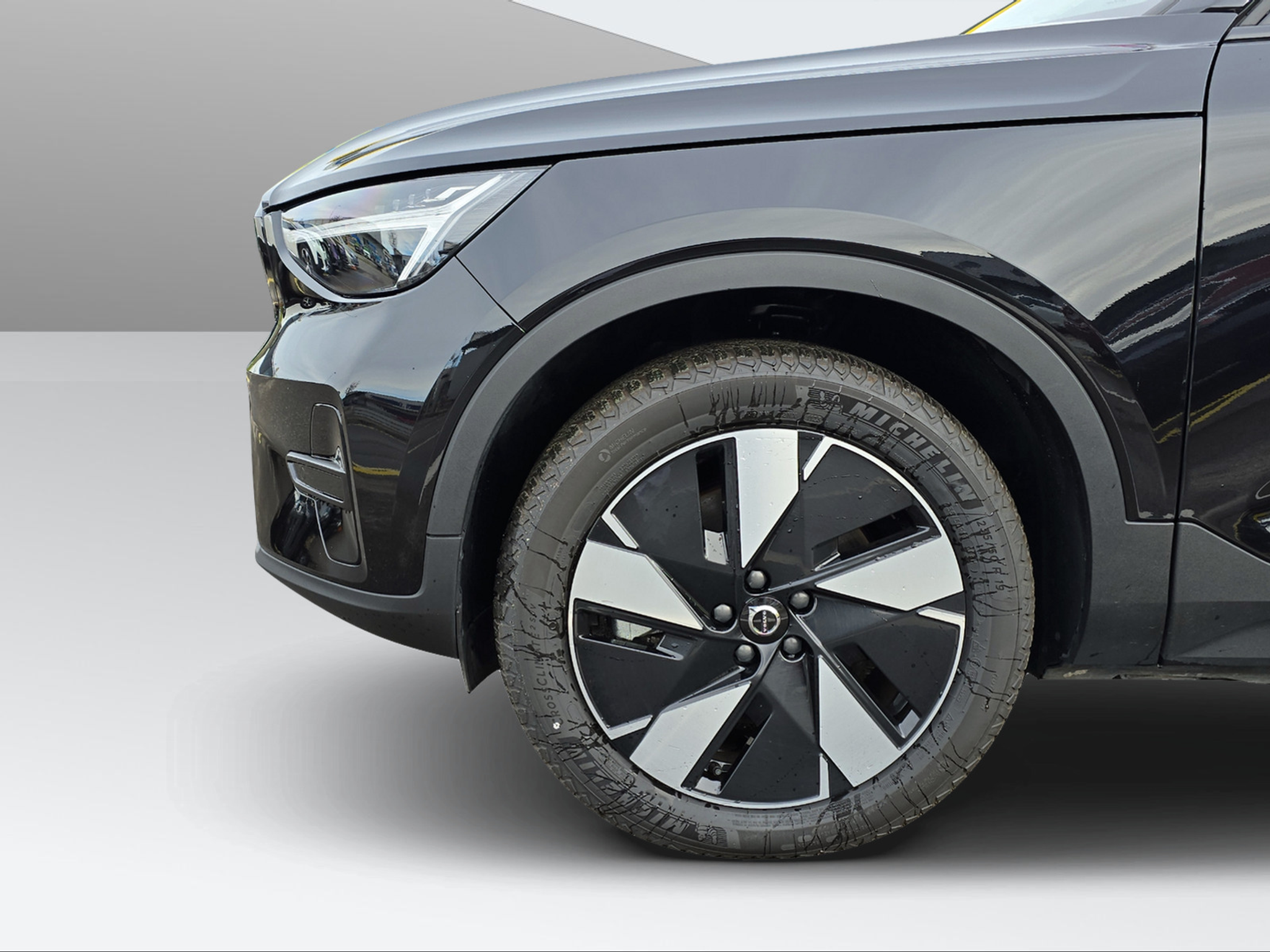 listing desktop thumbnail image 13