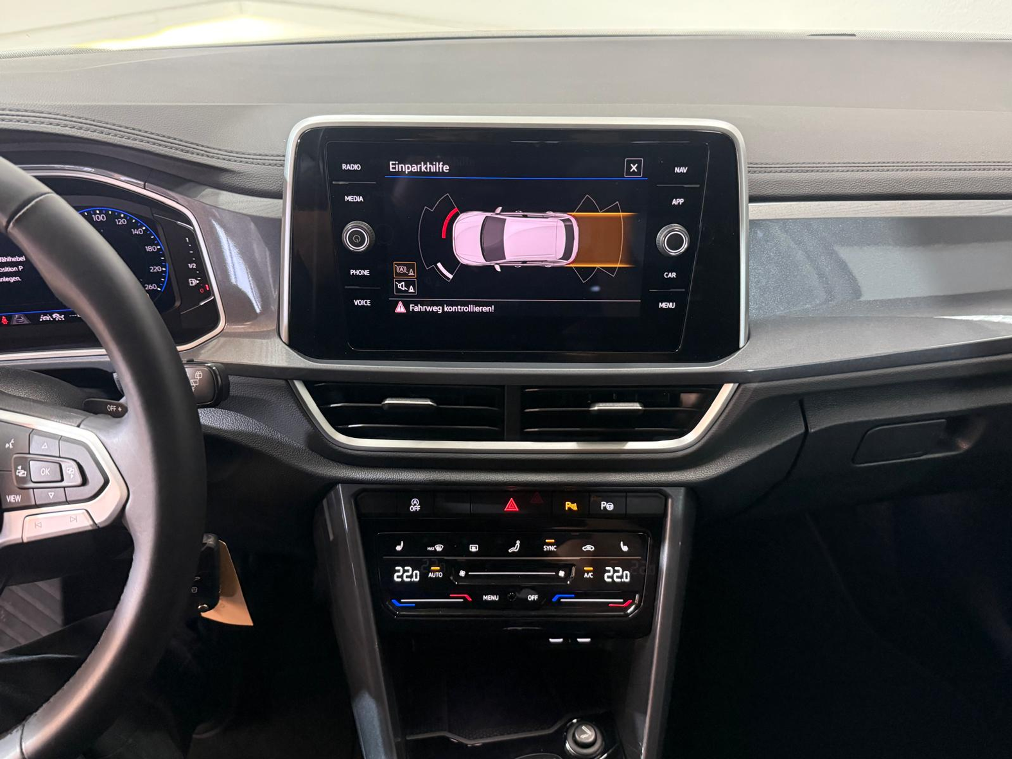 listing desktop thumbnail image 13