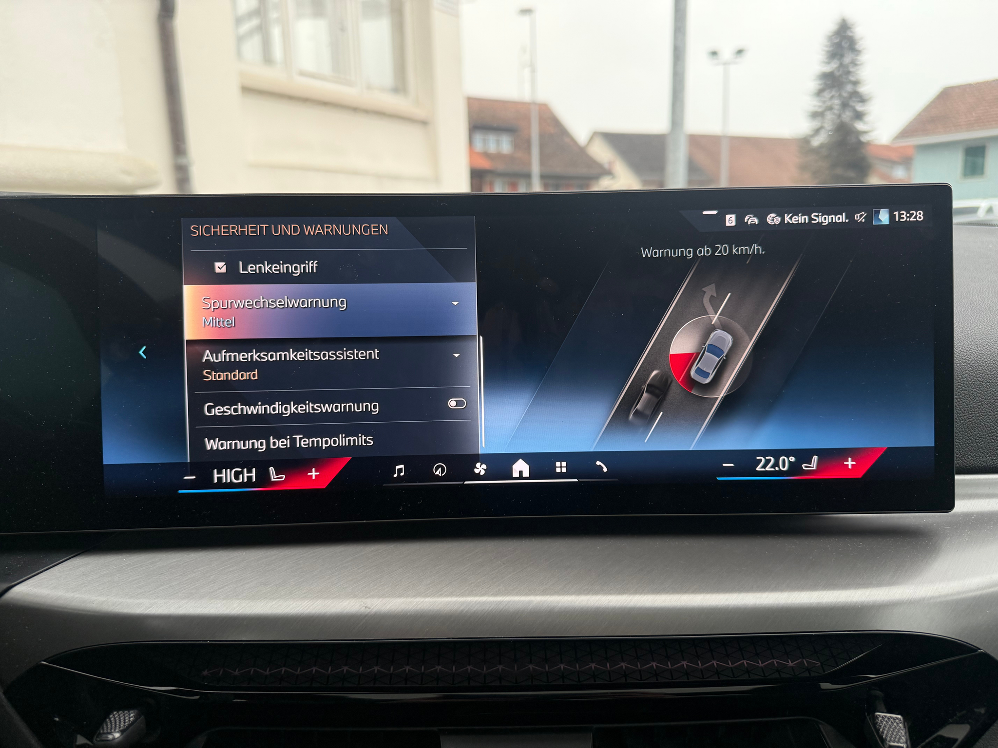 listing desktop thumbnail image 15