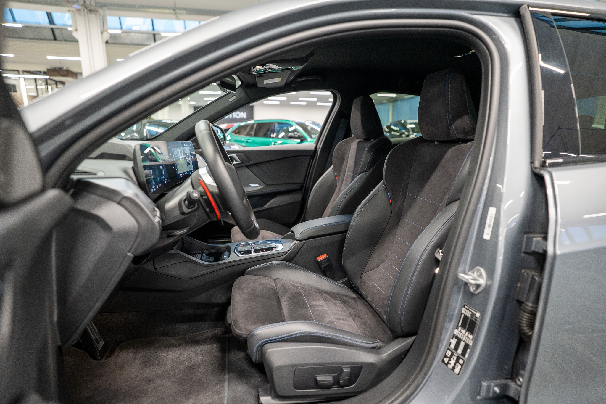 listing desktop thumbnail image 9