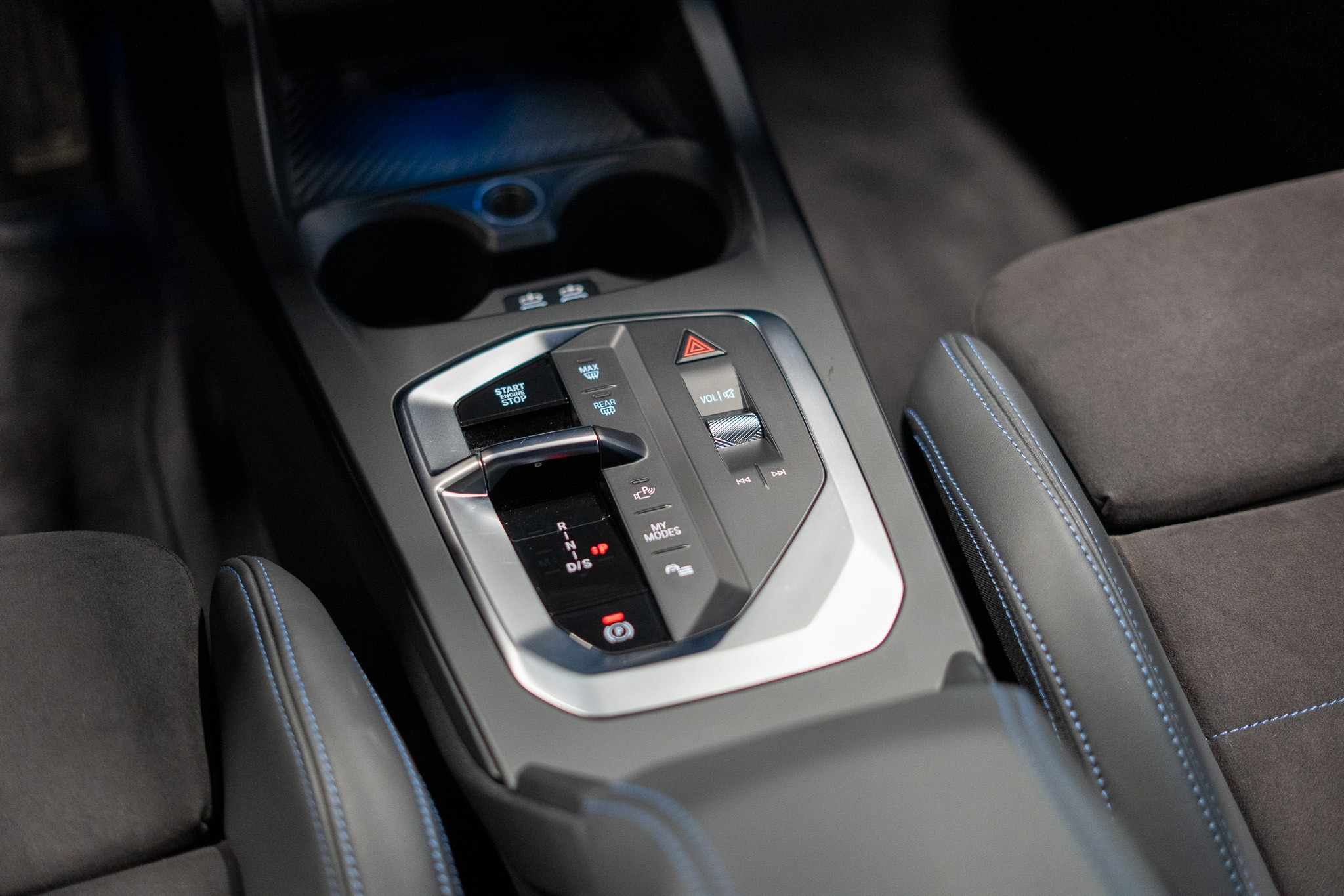 listing desktop thumbnail image 16