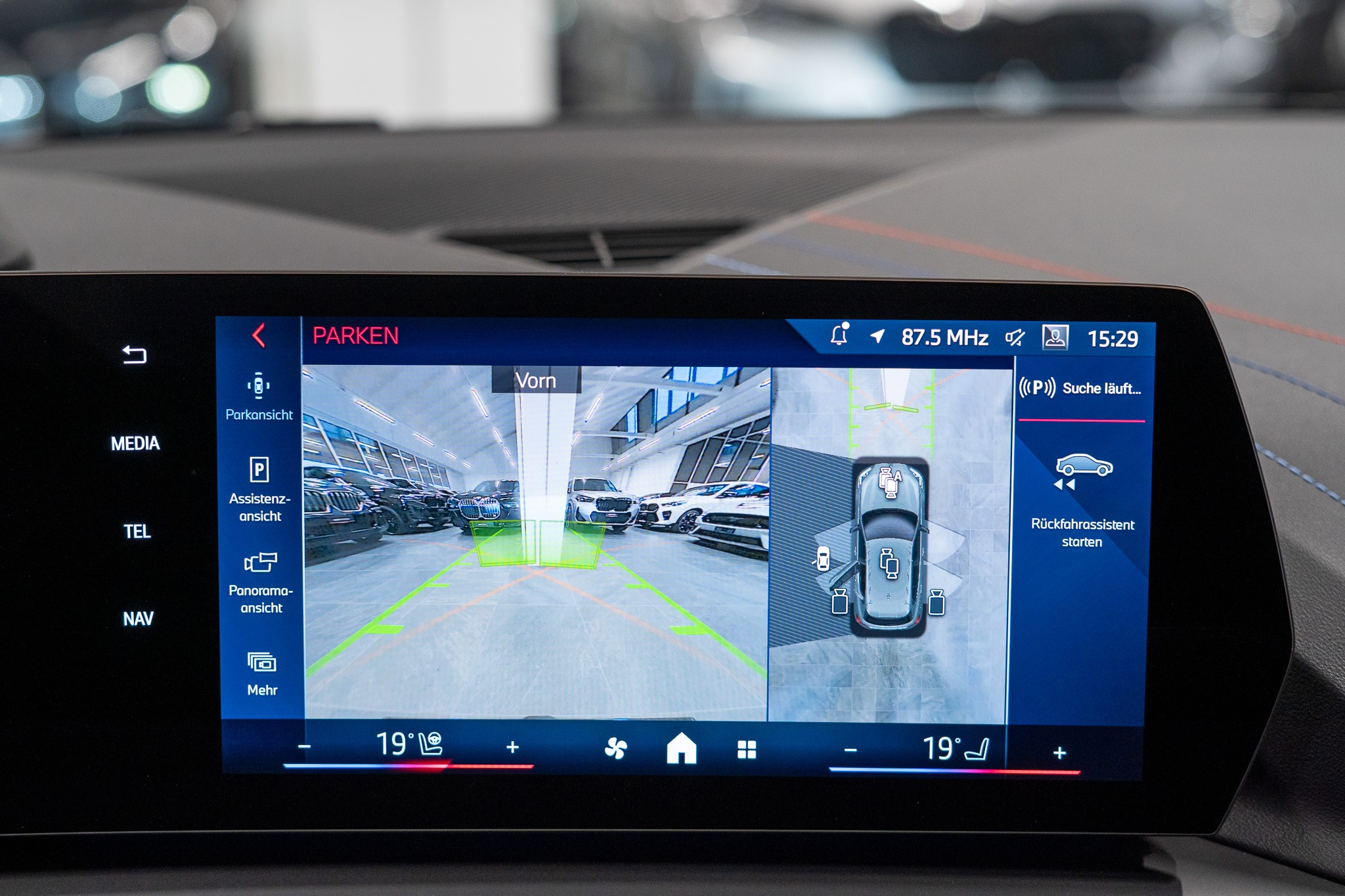 listing desktop thumbnail image 18