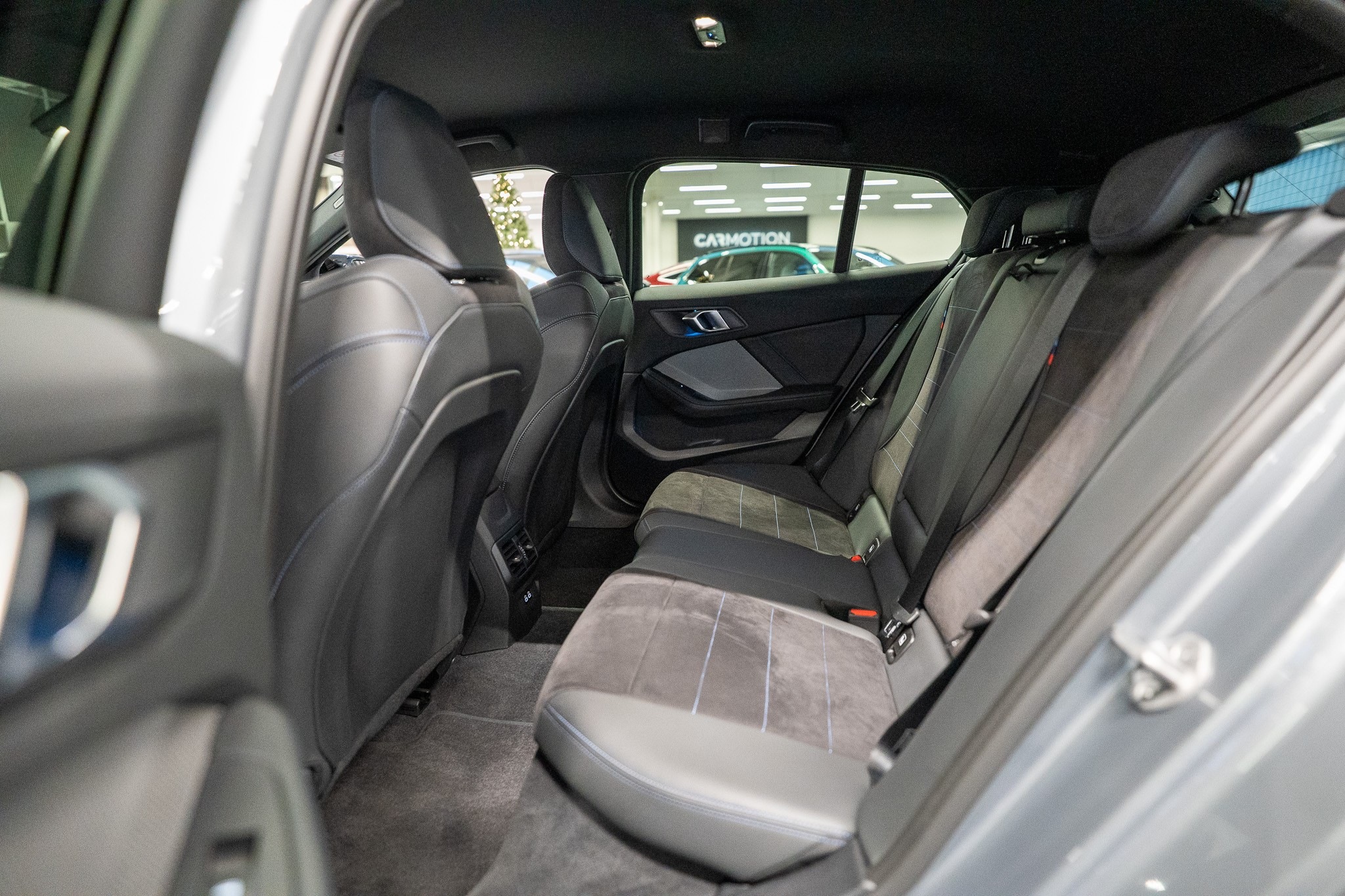 listing desktop thumbnail image 10