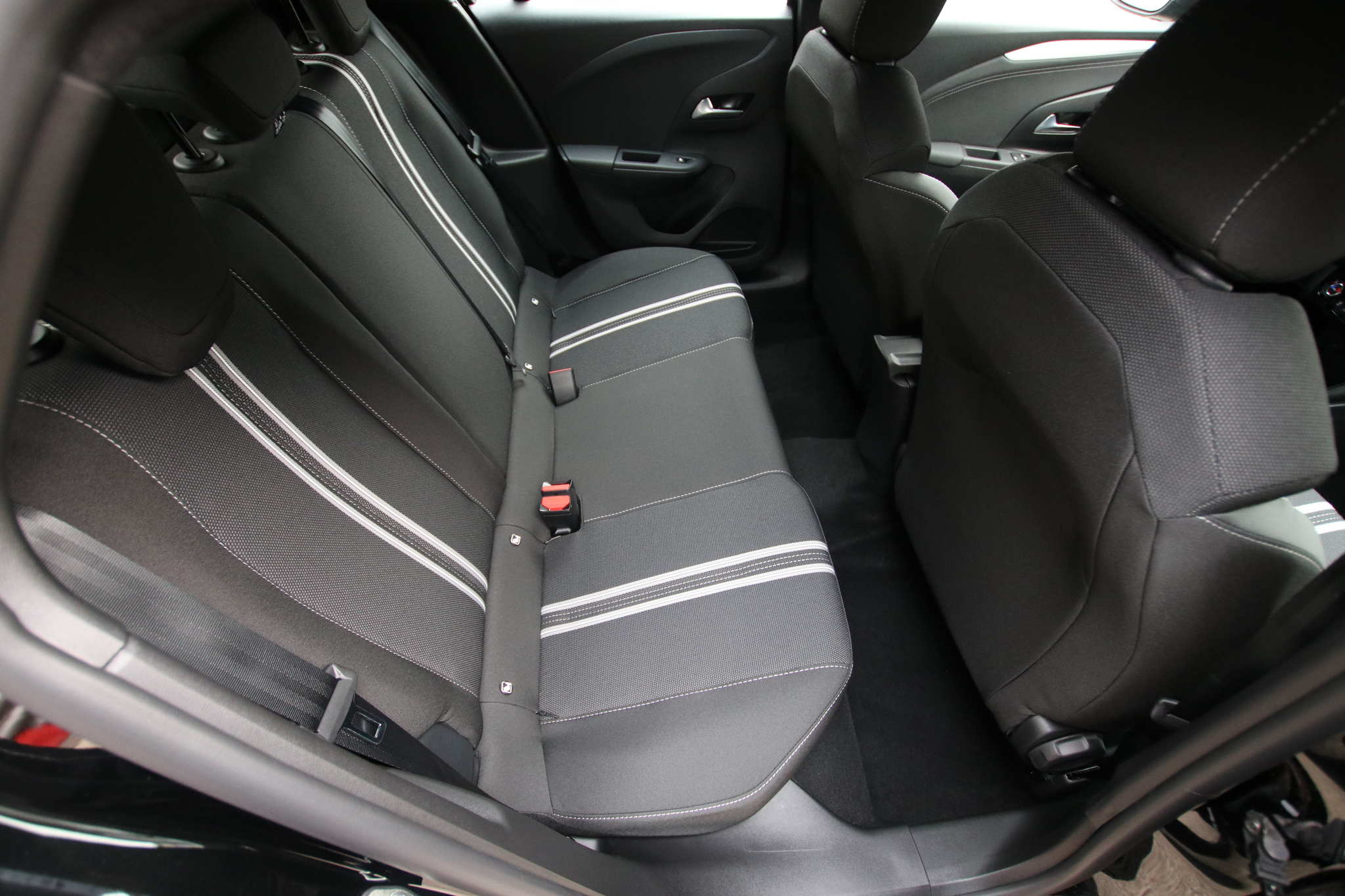 listing desktop thumbnail image 15