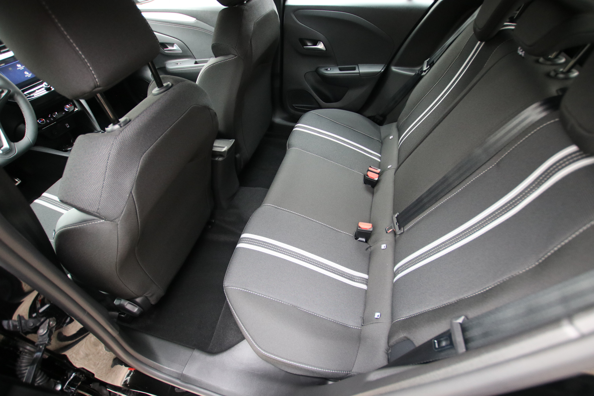 listing desktop thumbnail image 14