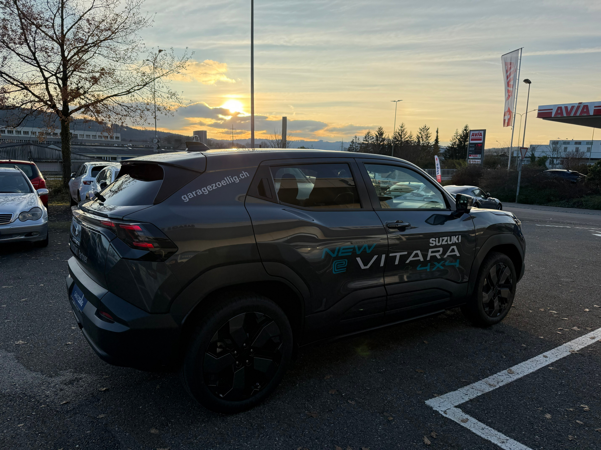 listing desktop thumbnail image 7