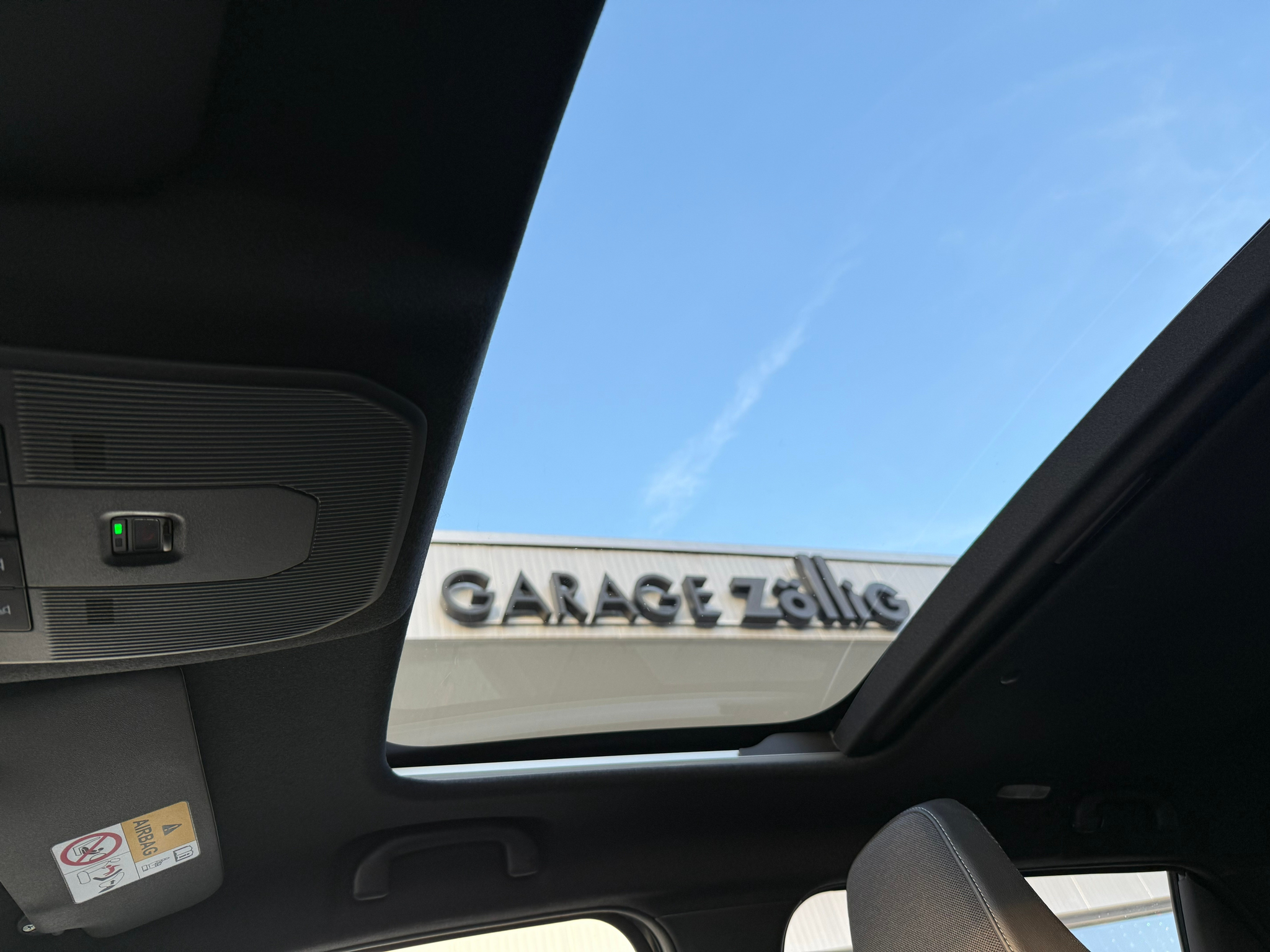 listing desktop thumbnail image 15