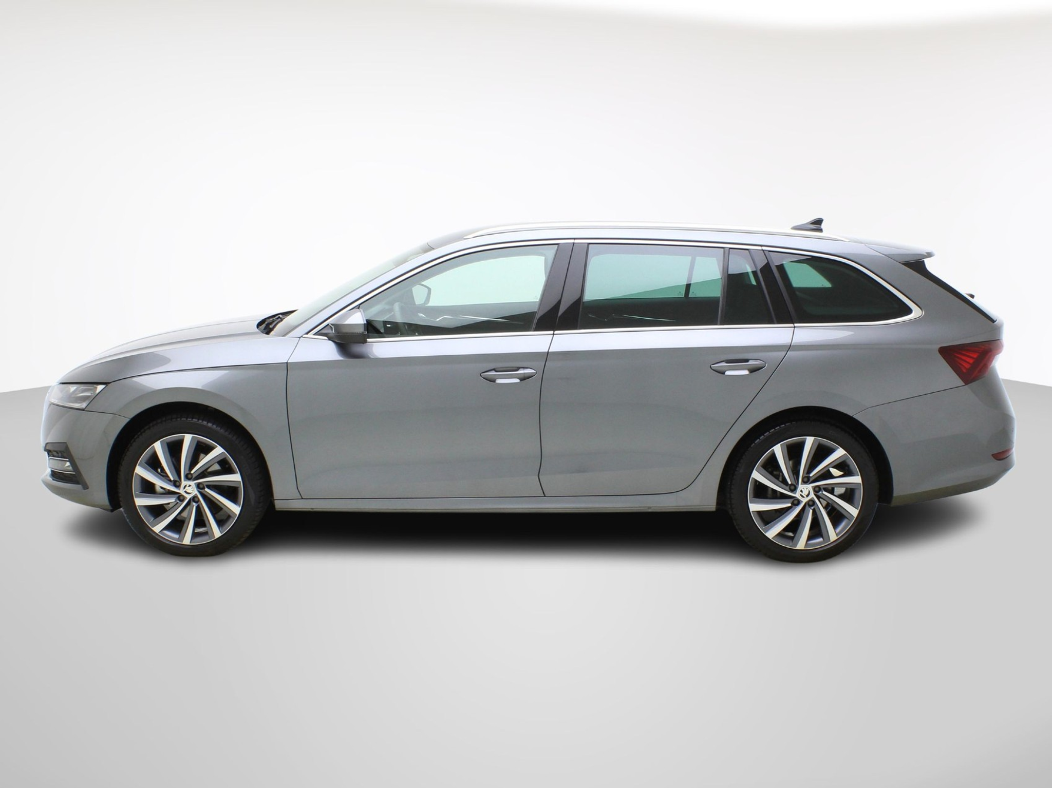 listing desktop thumbnail image 2