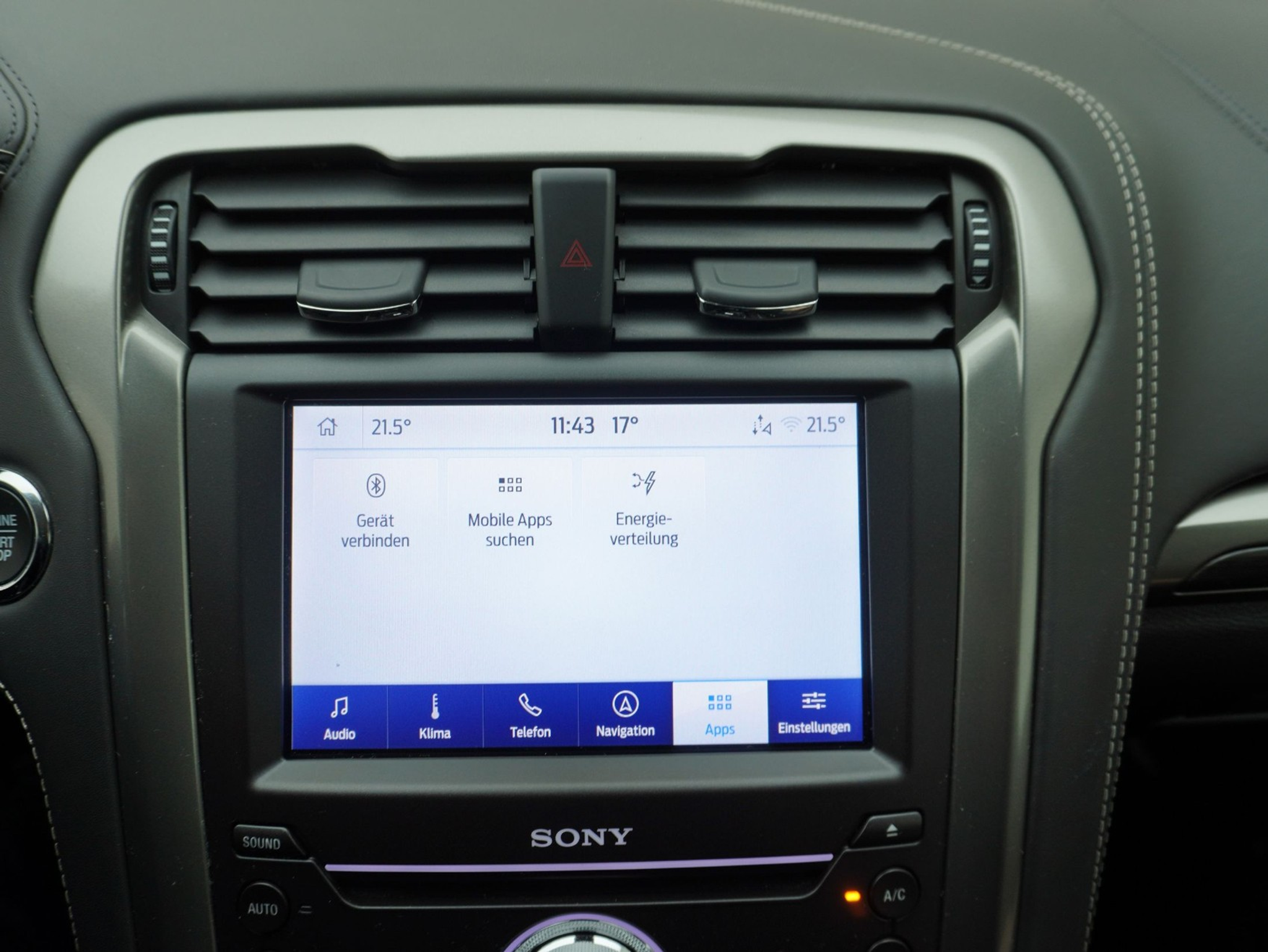 listing desktop thumbnail image 18