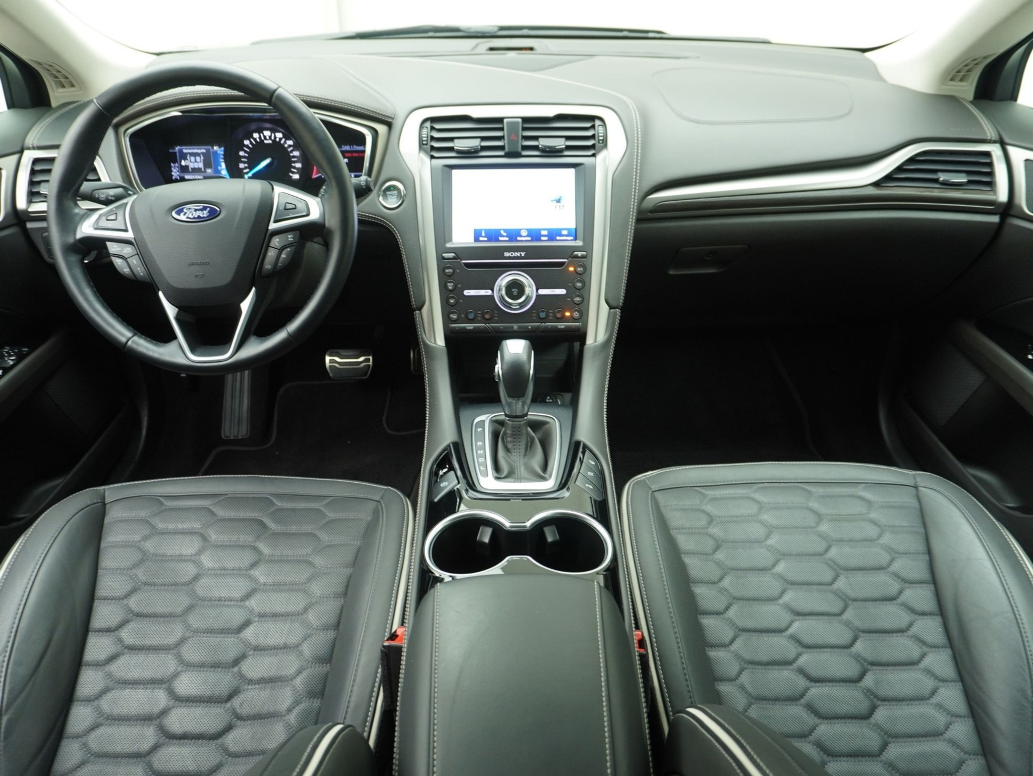 listing desktop thumbnail image 11