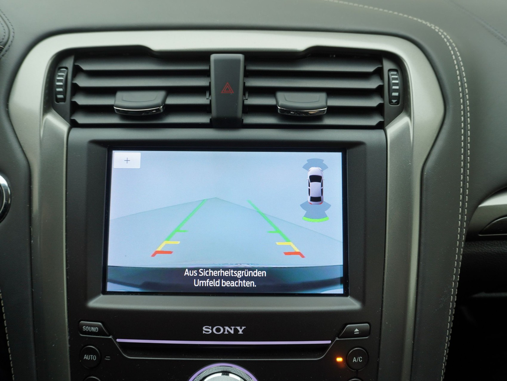 listing desktop thumbnail image 15