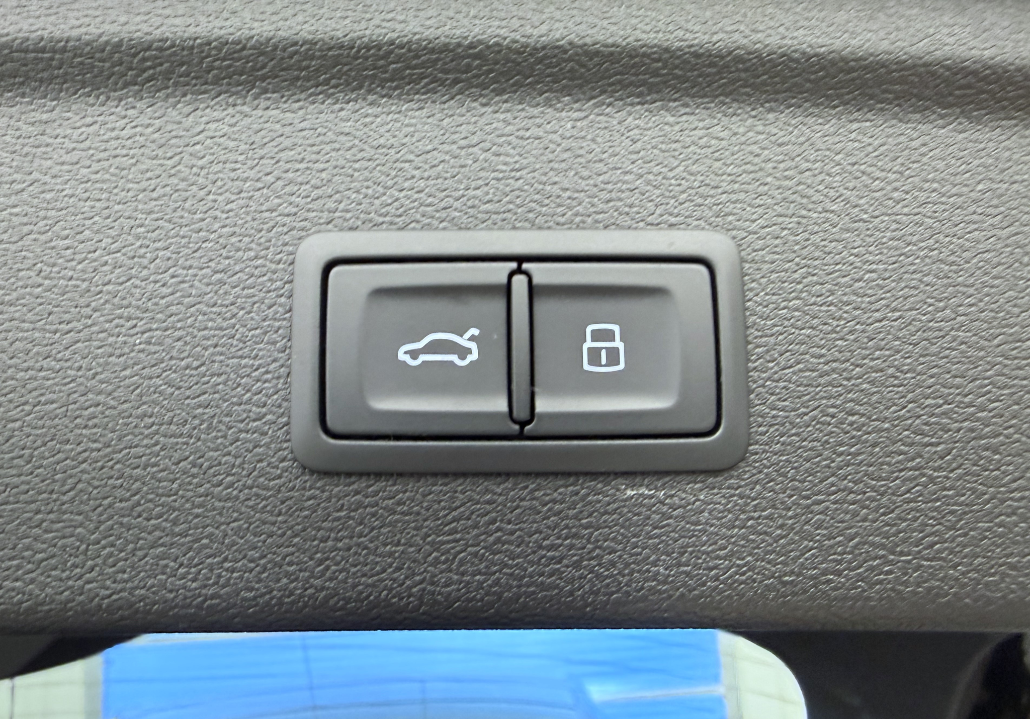 listing desktop thumbnail image 22