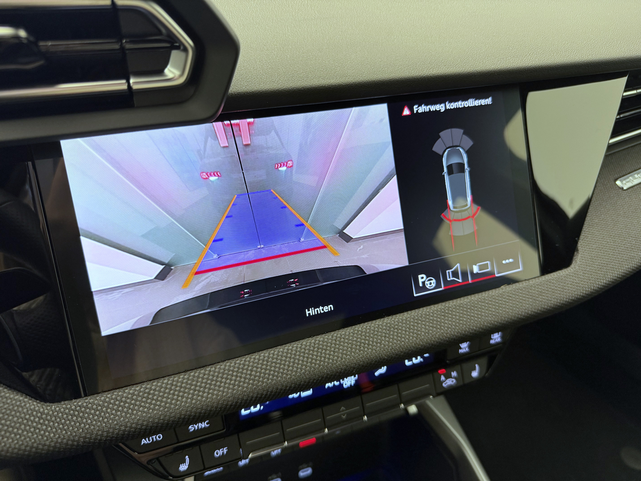 listing desktop thumbnail image 17