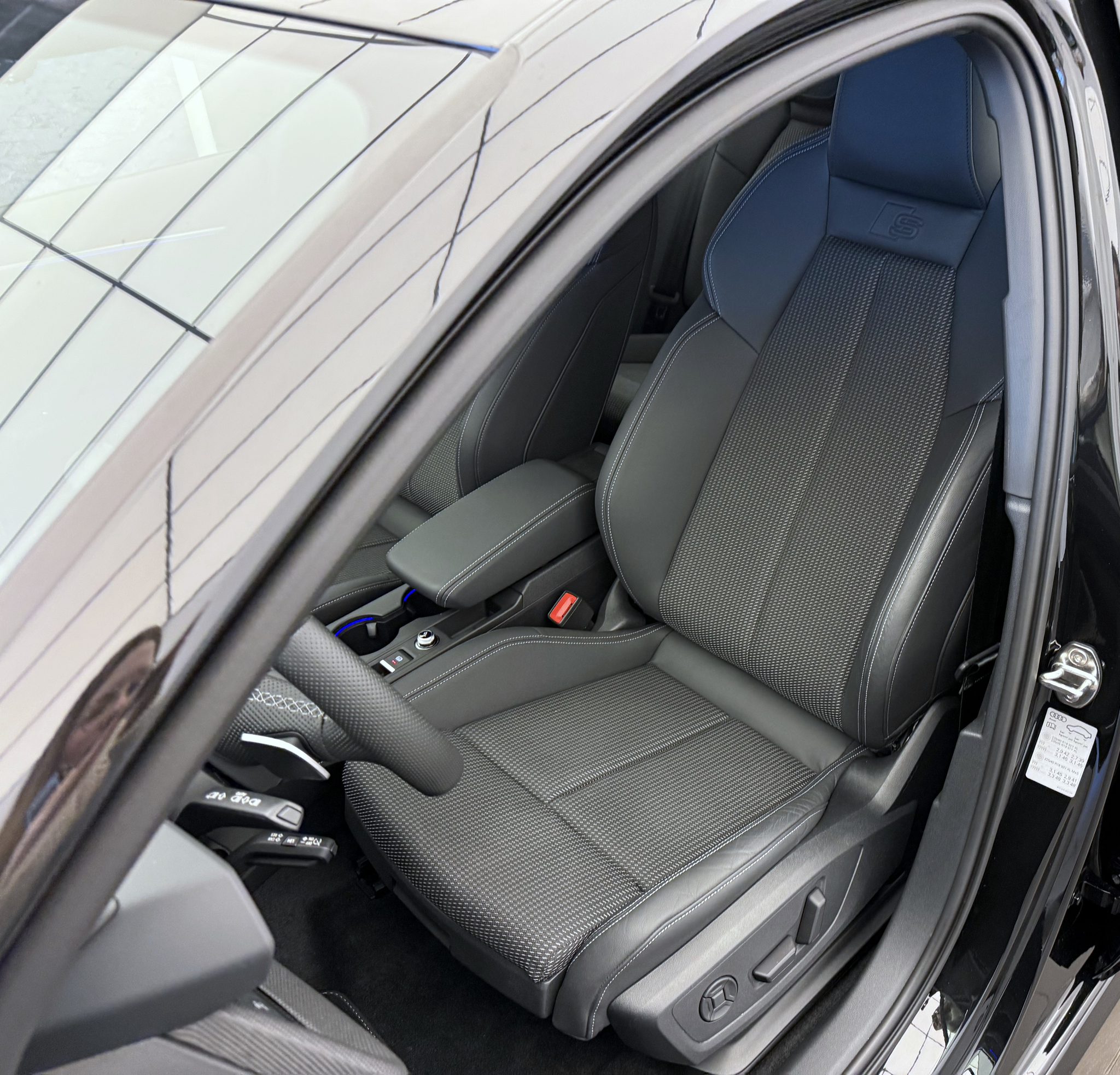 listing desktop thumbnail image 5