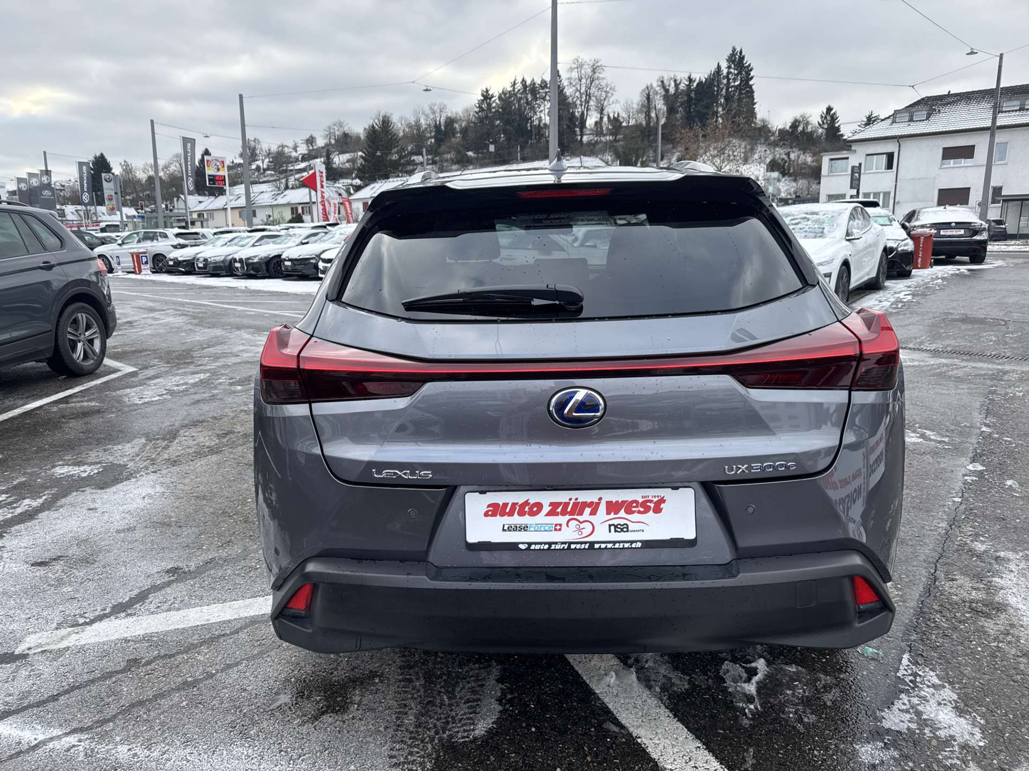 listing desktop thumbnail image 14