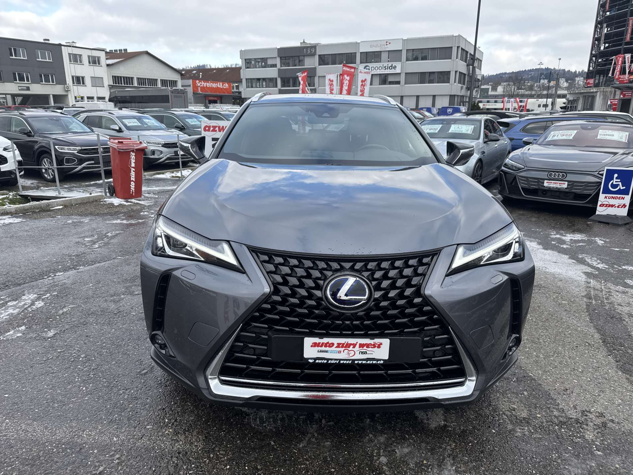 listing desktop thumbnail image 13