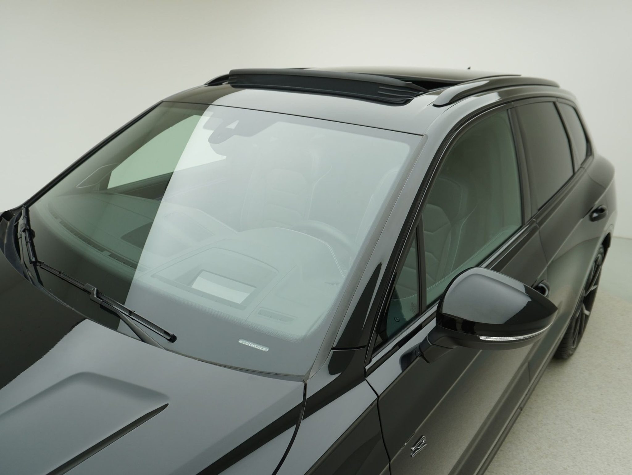 listing desktop thumbnail image 7